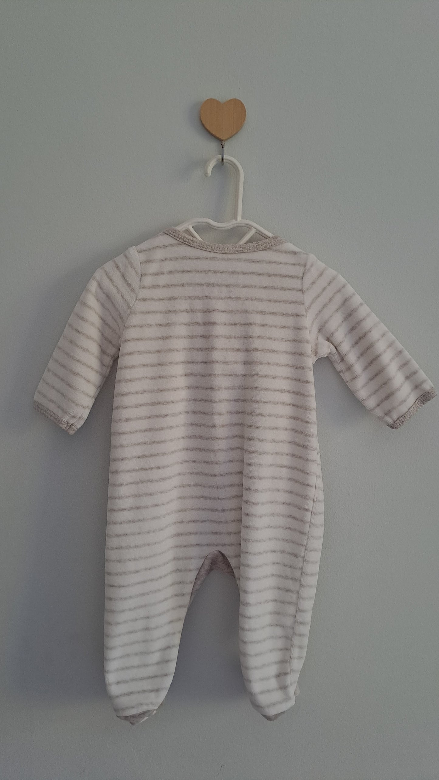 Sergent Major Cozy Gray Striped Footies with Bear Appliqué 0-3 Months