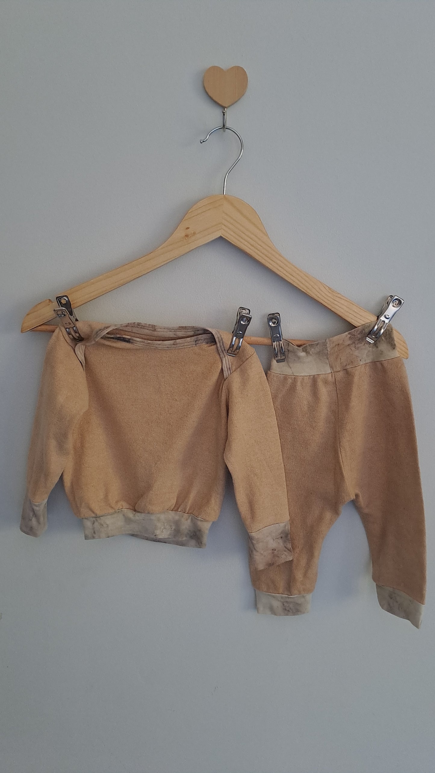 Stone Sweatshirt & Jogger Lounge Set 6-12 Months Unlabeled