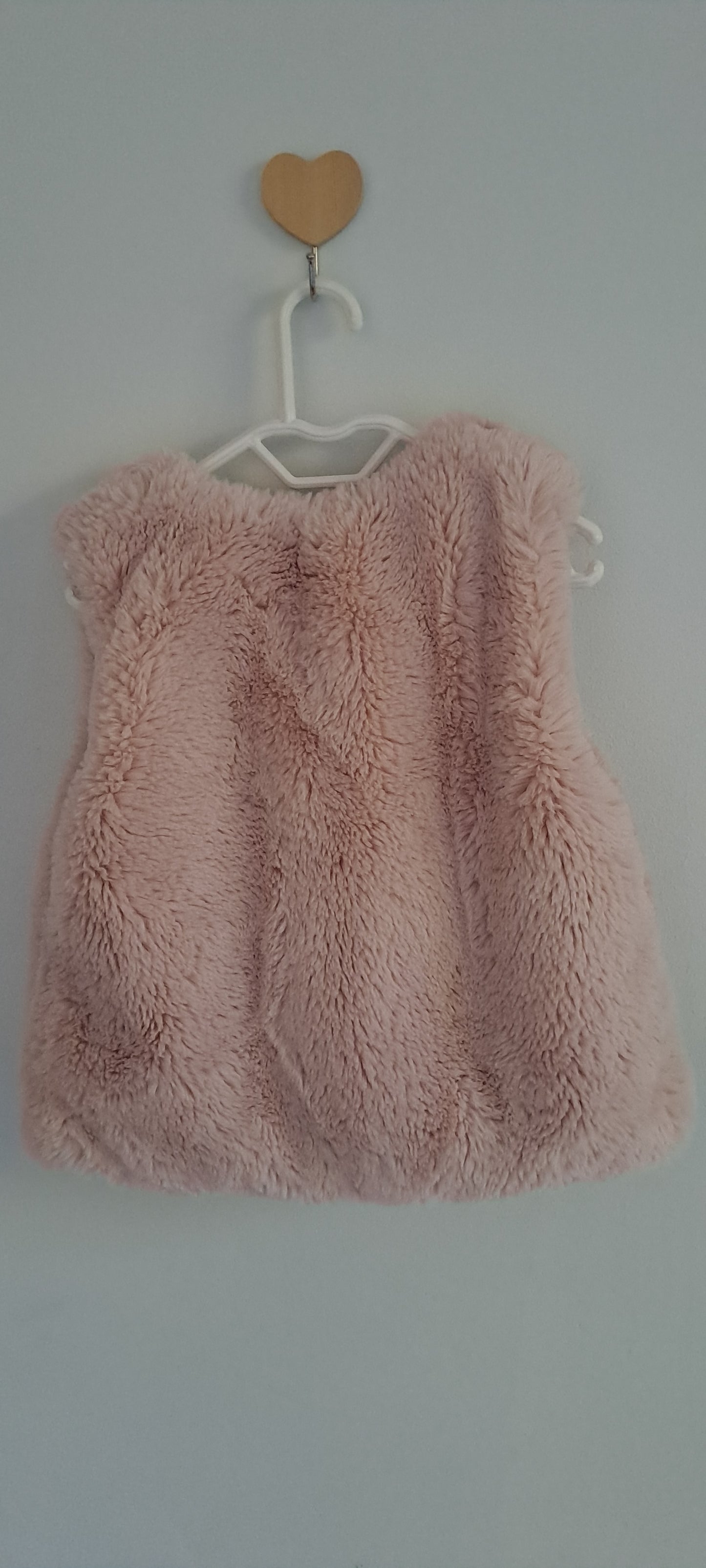 Zara Kids Dusty Pink Faux Fur Gilet 12-18 Months