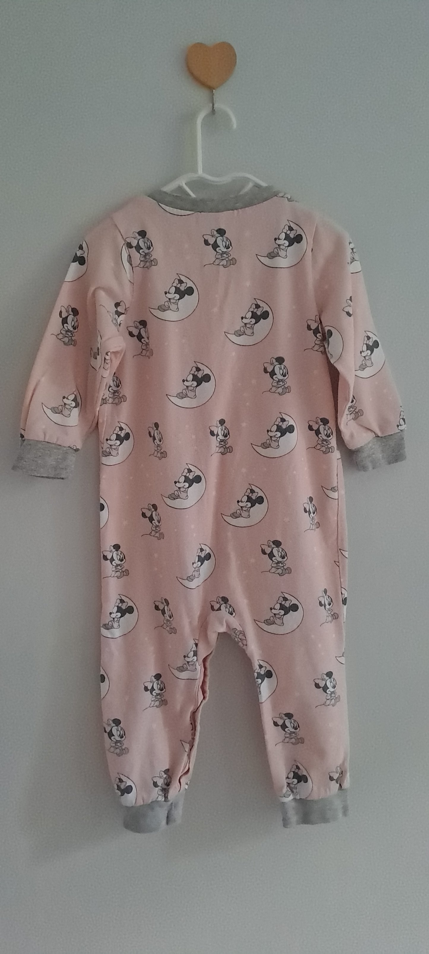 H&M Disney Minnie Mouse "Dreaming on the Moon" Sleepsuit 4-6 Months