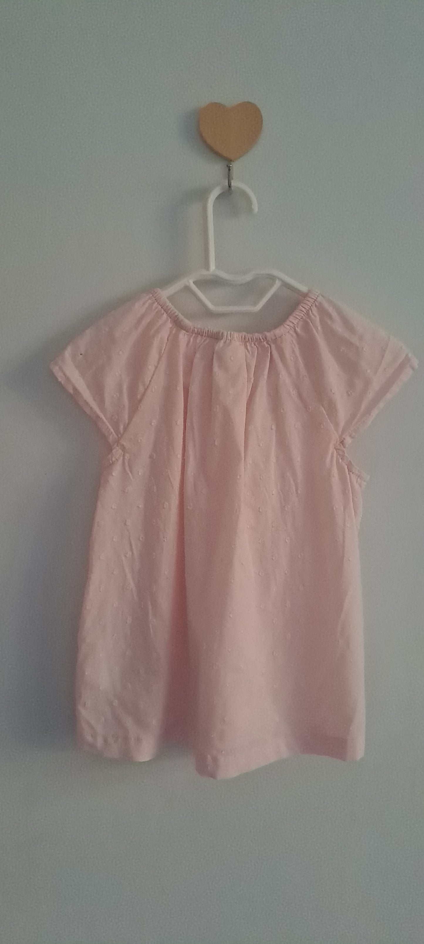 H&M Baby Girl Pastel Pink Dobby Dot Flutter Sleeve Blouse 9-12 Months