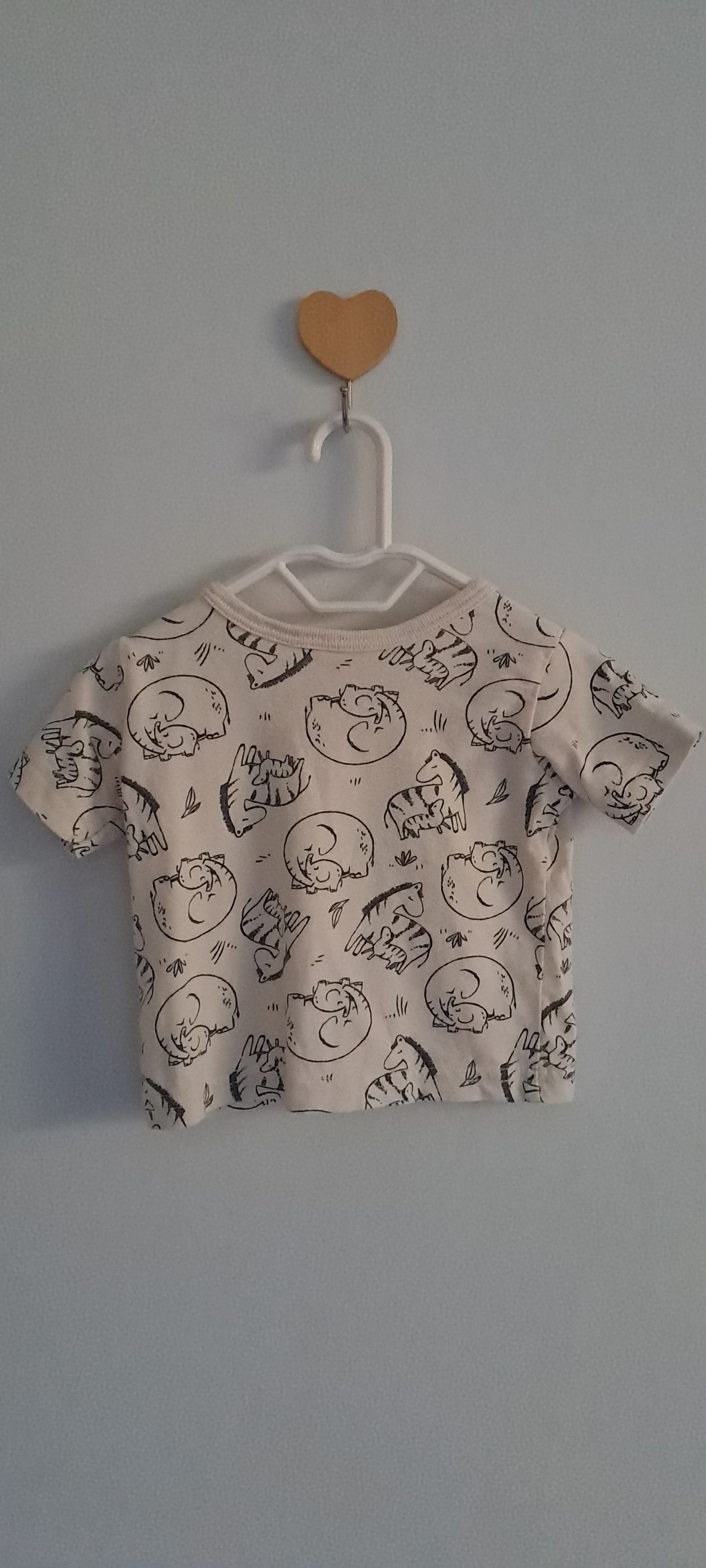 Pick n Pay Tiny Tots Cream Sleeping Safari Short-Sleeve T-Shirt 0-3 Months