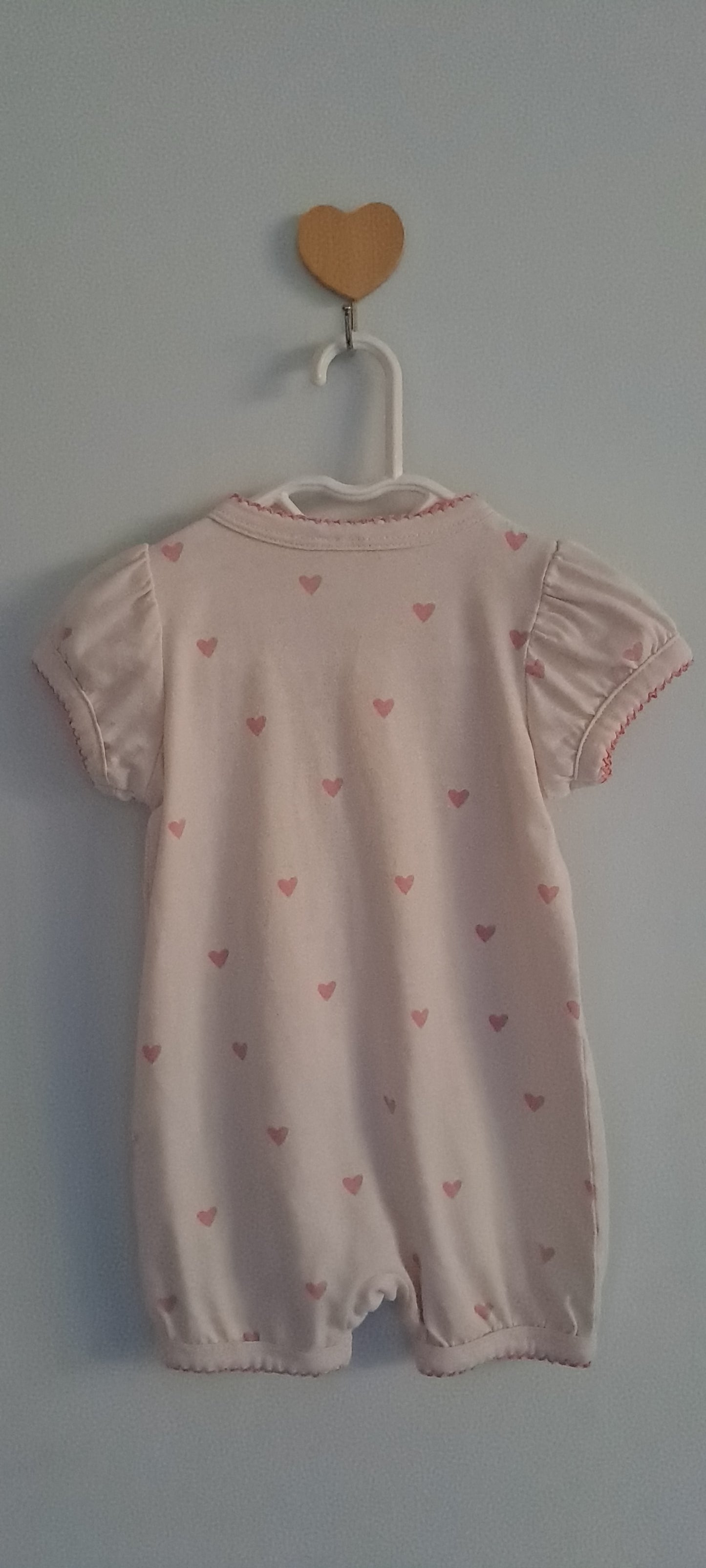 H&M Baby Light Pink Heart Print Puff Sleeve Romper Onesie 0-3 Months