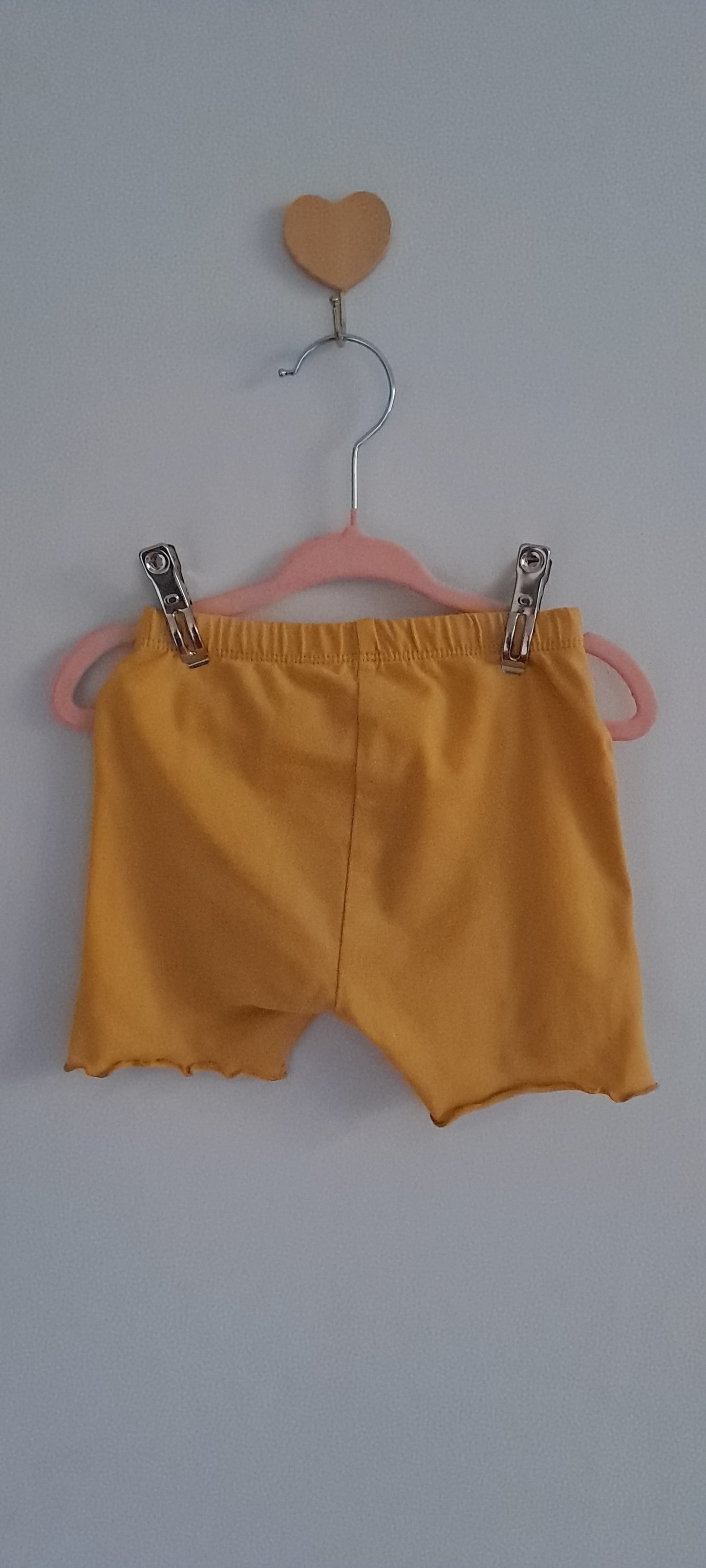 Woolworths Wooliesbabes Mustard Yellow Lettuce-Hem Cycling Shorts 6-12 Months