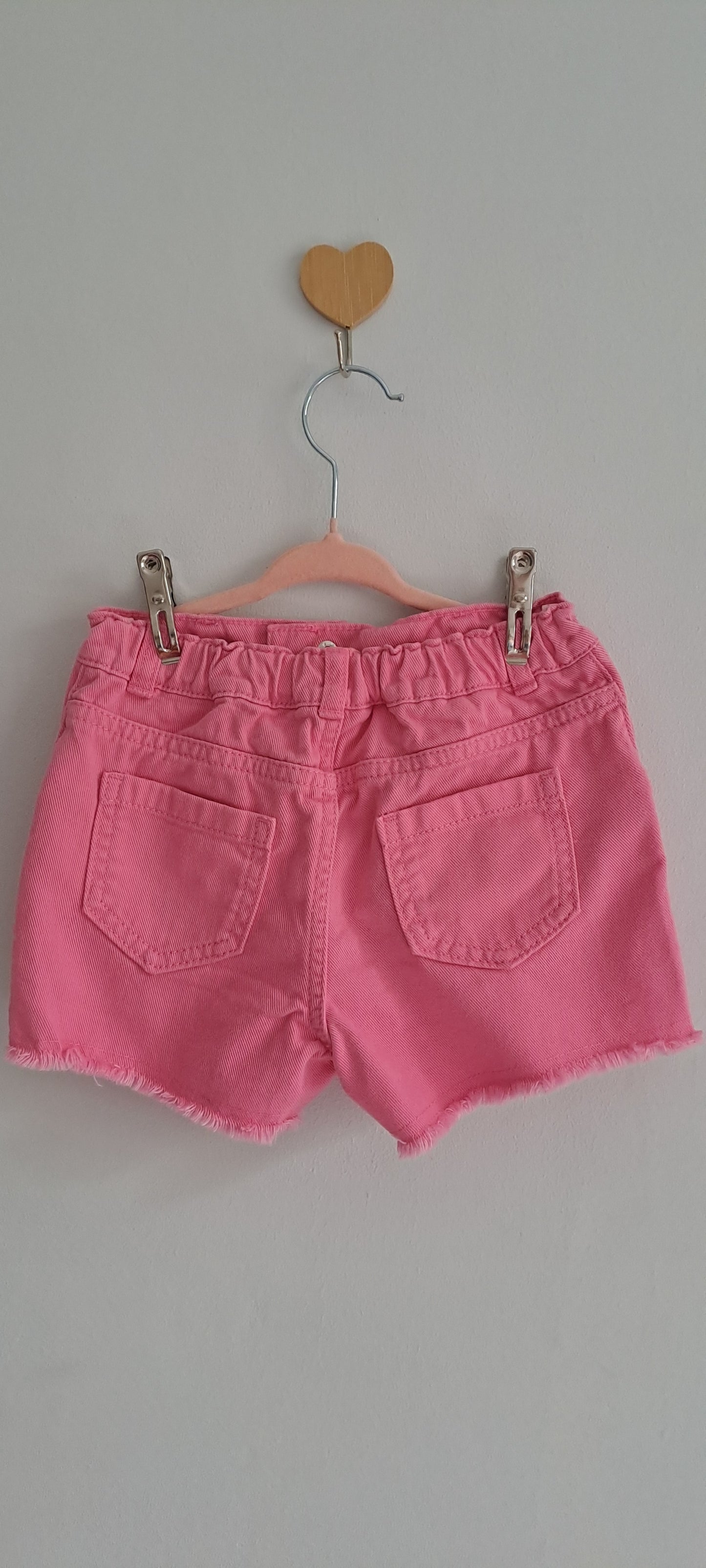 F&F Girls Bright Pink Frayed Denim Shorts 3-4 Years