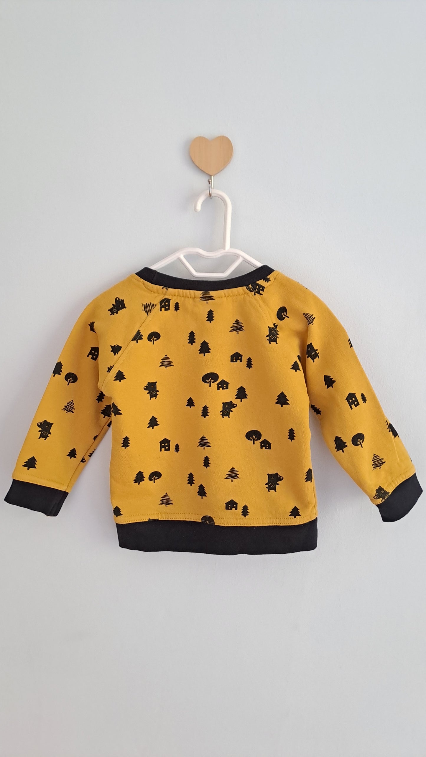 Turtledove London Long Sleeve  Sweater Top 6-12 months