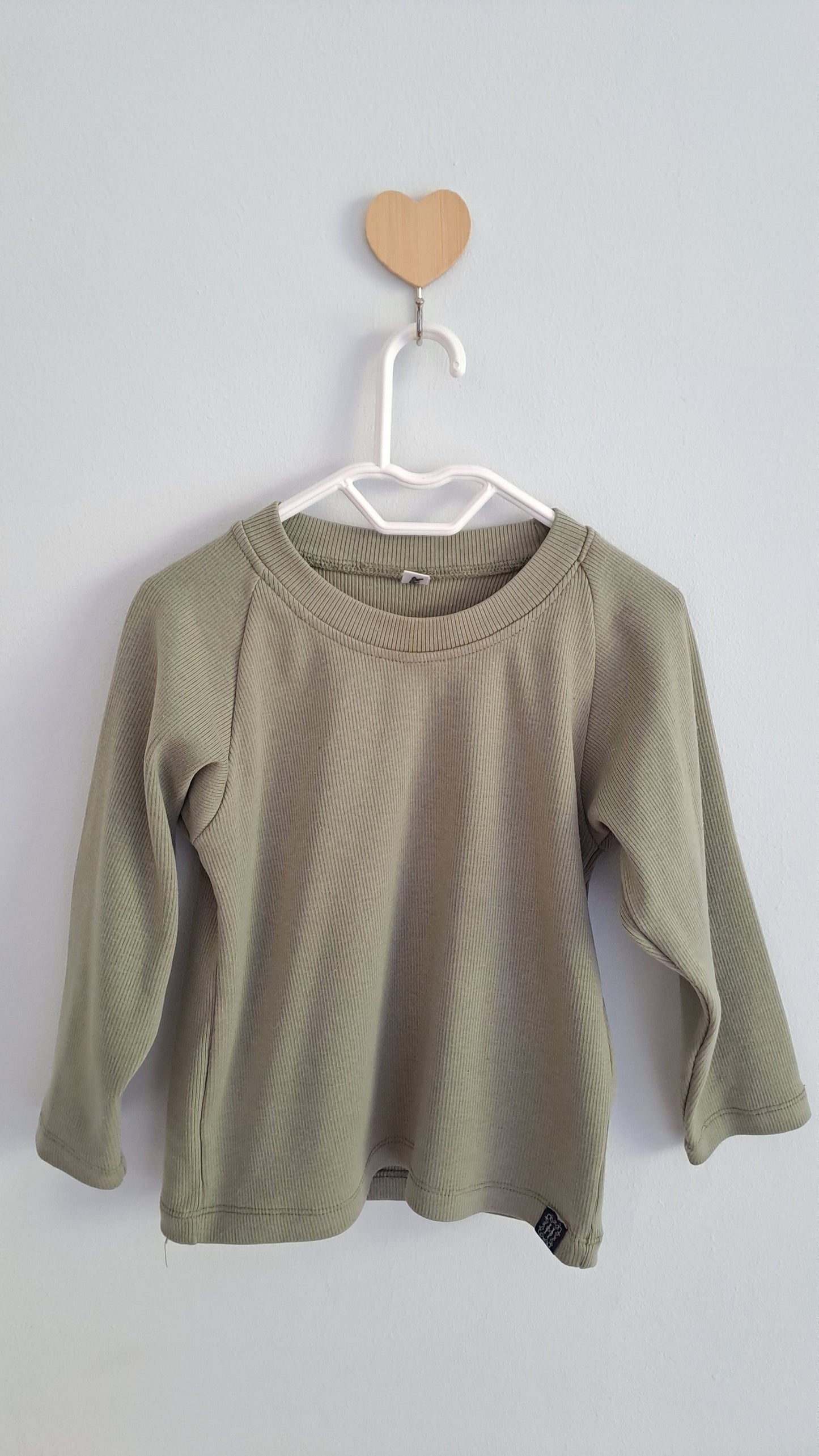 Long-Sleeve Ribbed Sage Set Unbranded 12-18 Months