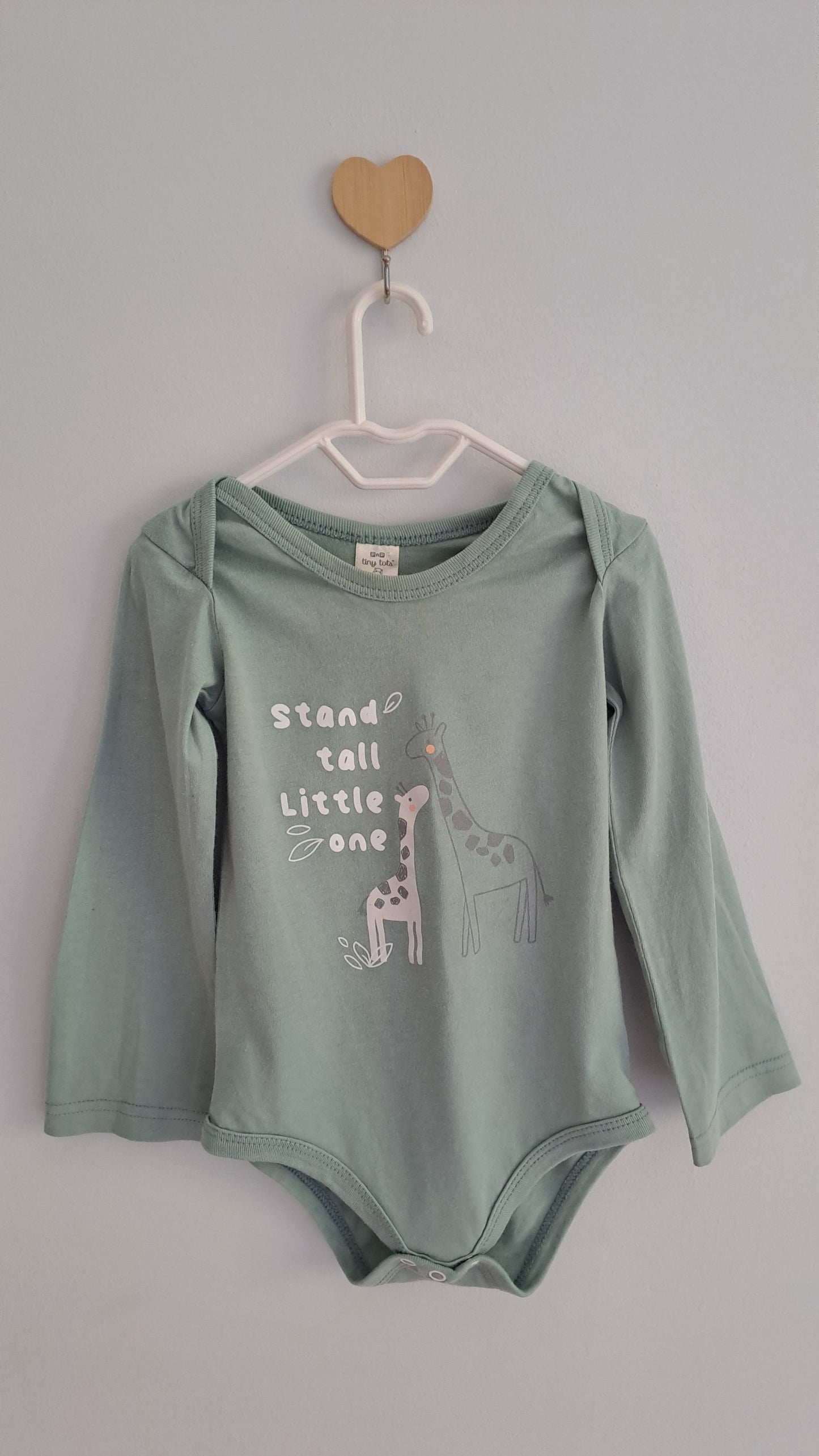 Longsleeve Giraffe Babygrow Pick n Pay 18-24 months
