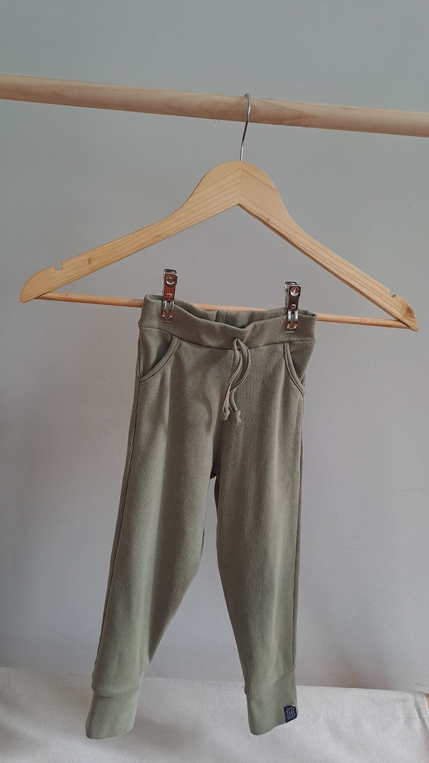 Long-Sleeve Ribbed Sage Set Unbranded 12-18 Months