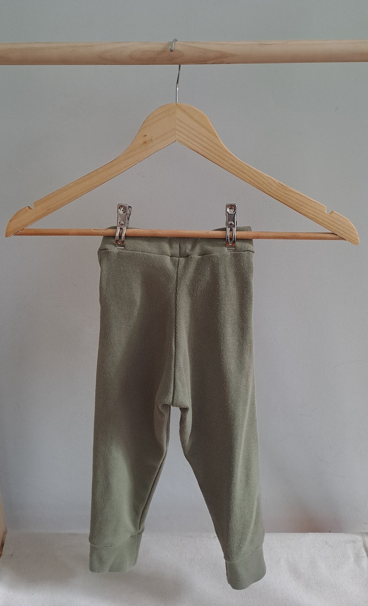 Long-Sleeve Ribbed Sage Set Unbranded 12-18 Months