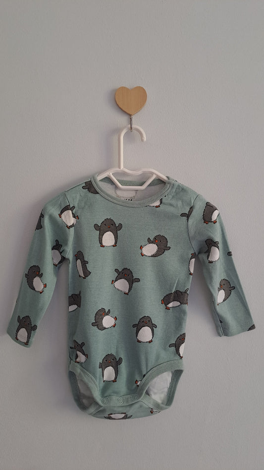 Organic Cotton Penguin Onesie H&M 4-6 Months