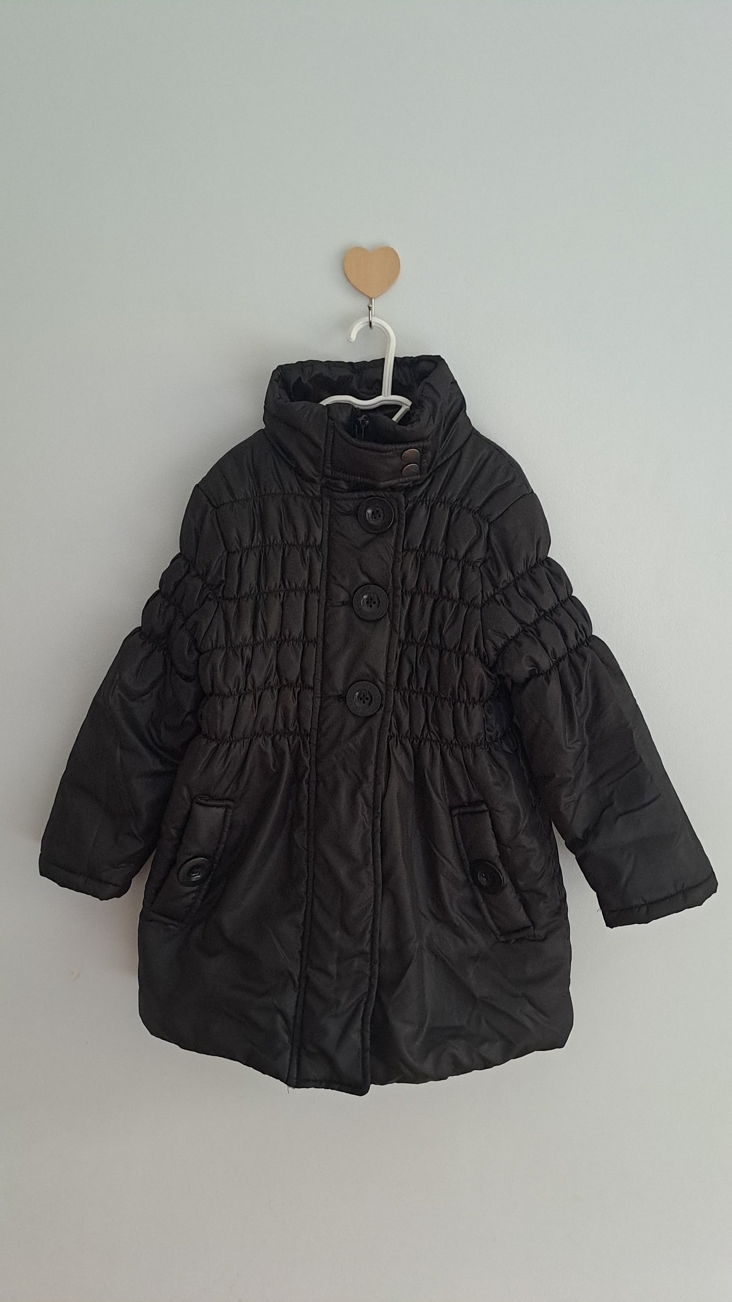 Girls Long Black Puffer Jacket – Woolworths (Age 3-4)