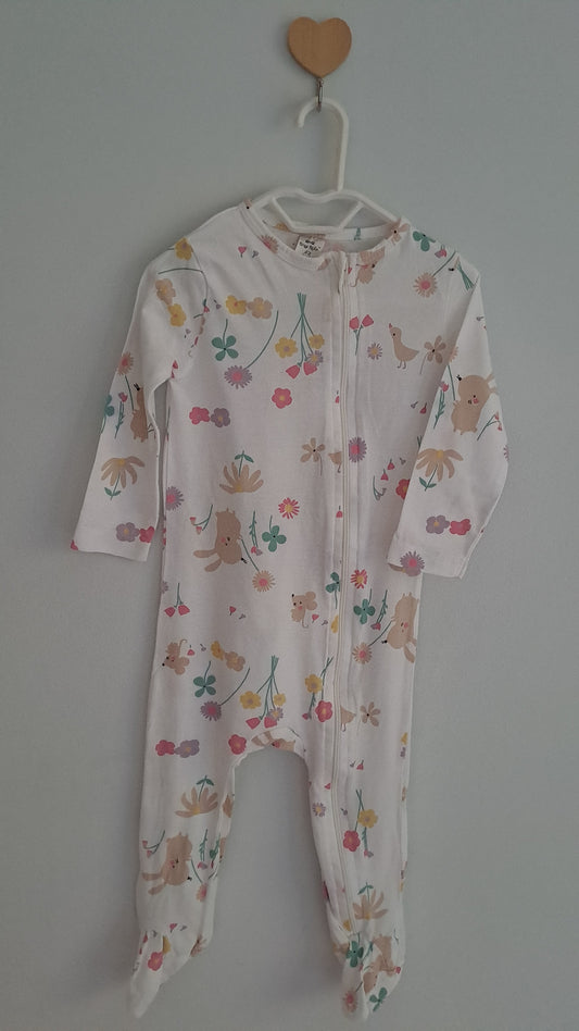 Pick n Pay Clothing White Cotton Rabbit & Flower Onesie 6-12 Months