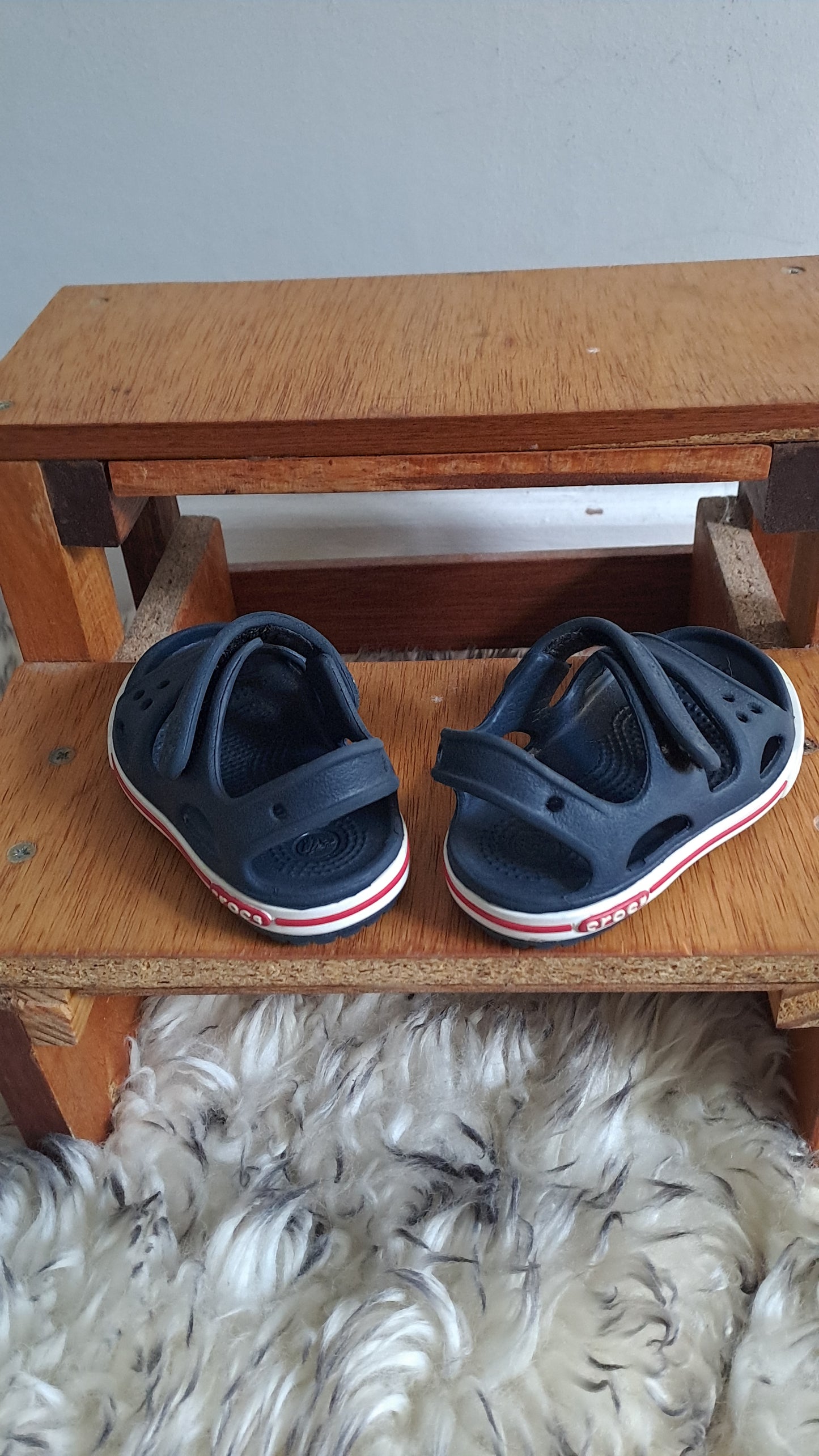 Crocs Navy Sandal Size 4 Toddler