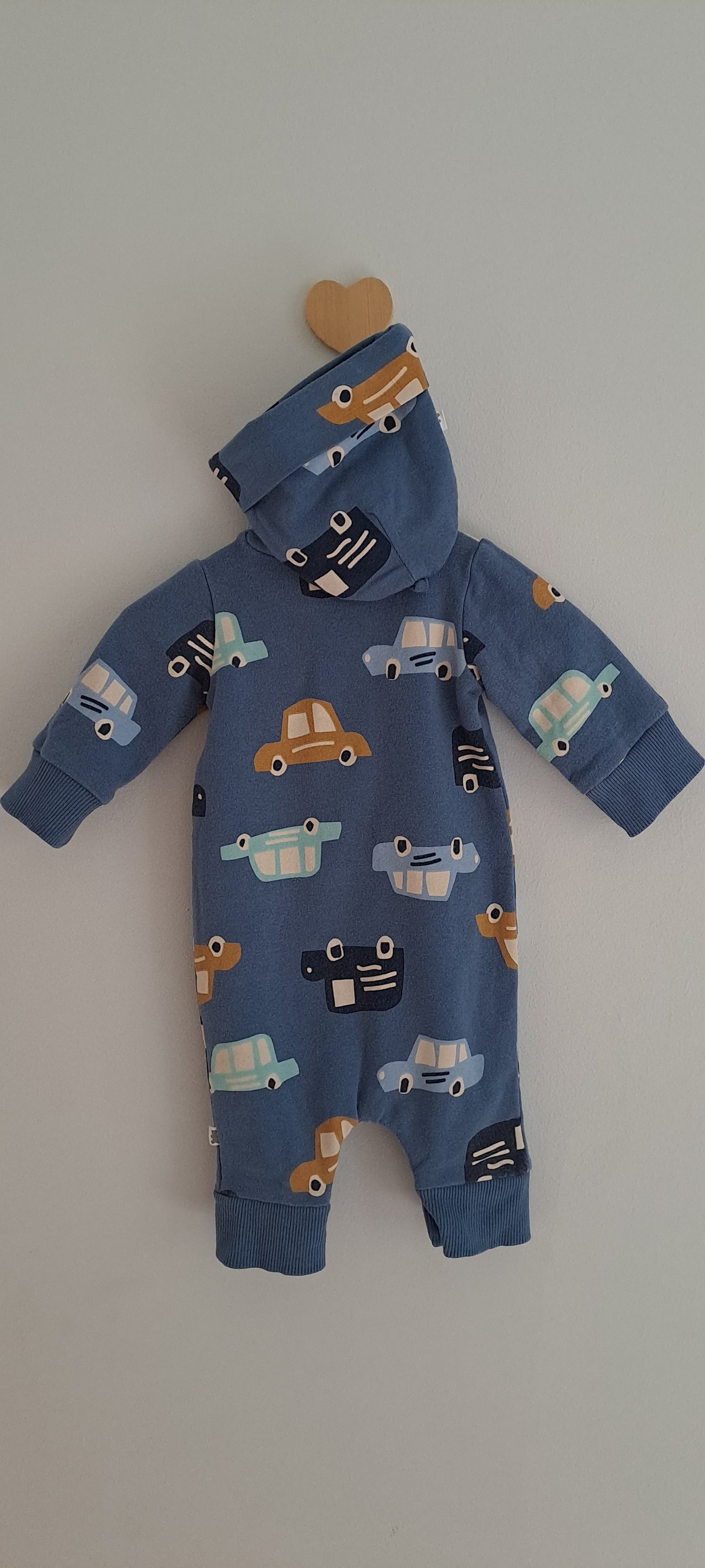 Woolworths Fleece-Lined Vintage Car Romper & Beanie Set Newborn