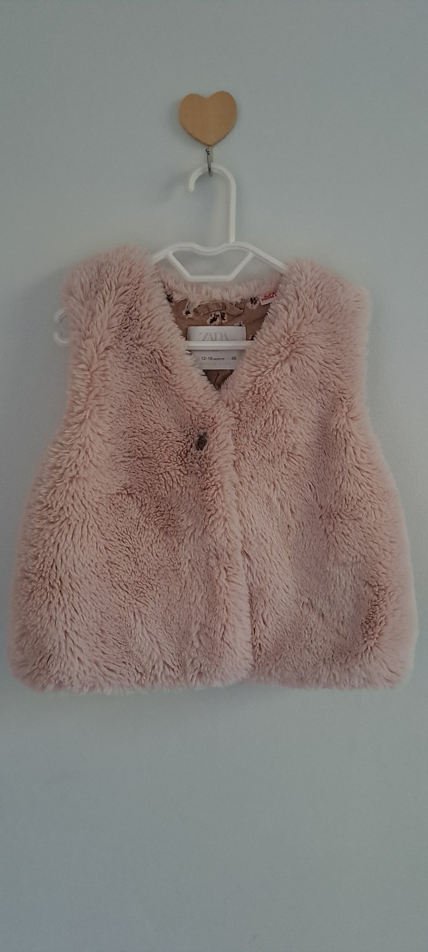 Zara Kids Dusty Pink Faux Fur Gilet 12-18 Months