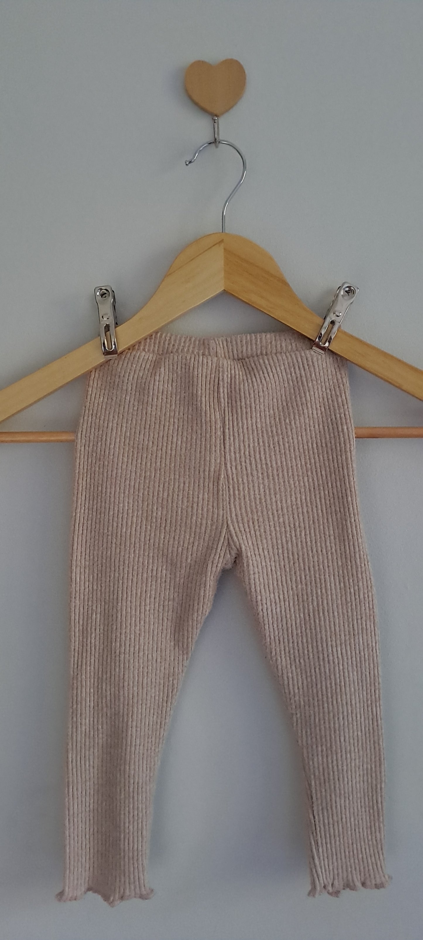 Zara Kids Ribbed Knit Leggings with Ruffle Pocket | 2-3 Years