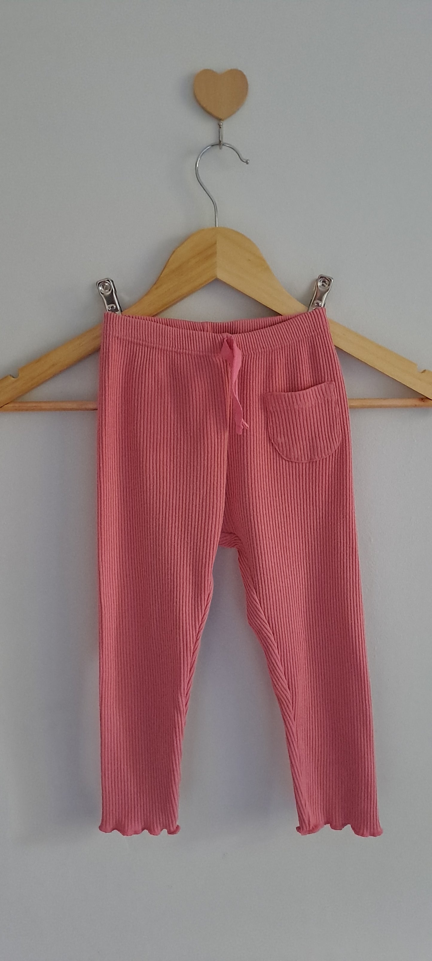 Zara Kids Pink Ribbed Leggings with Ruffle Detail | 2-3 Years