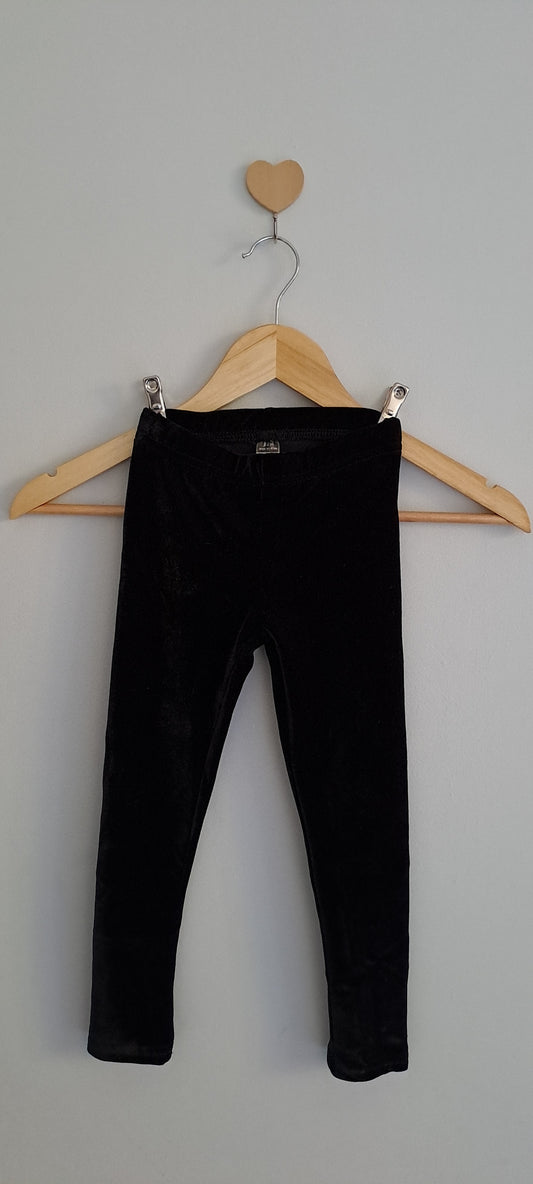 Qtee Black Velvet Leggings 3-4 Years