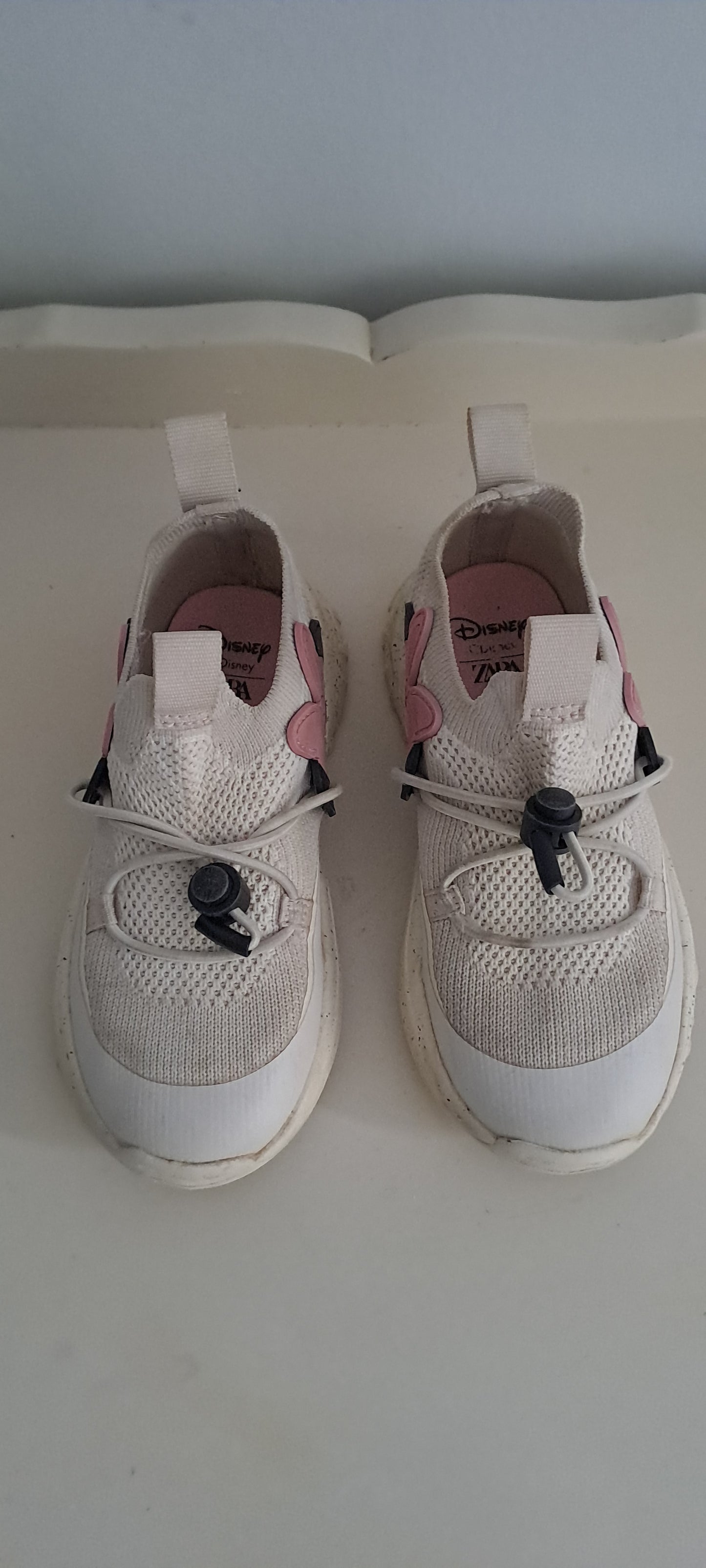 Zara x Disney Minnie Mouse Slip-On Sneakers UK 8.5 (EU 26)