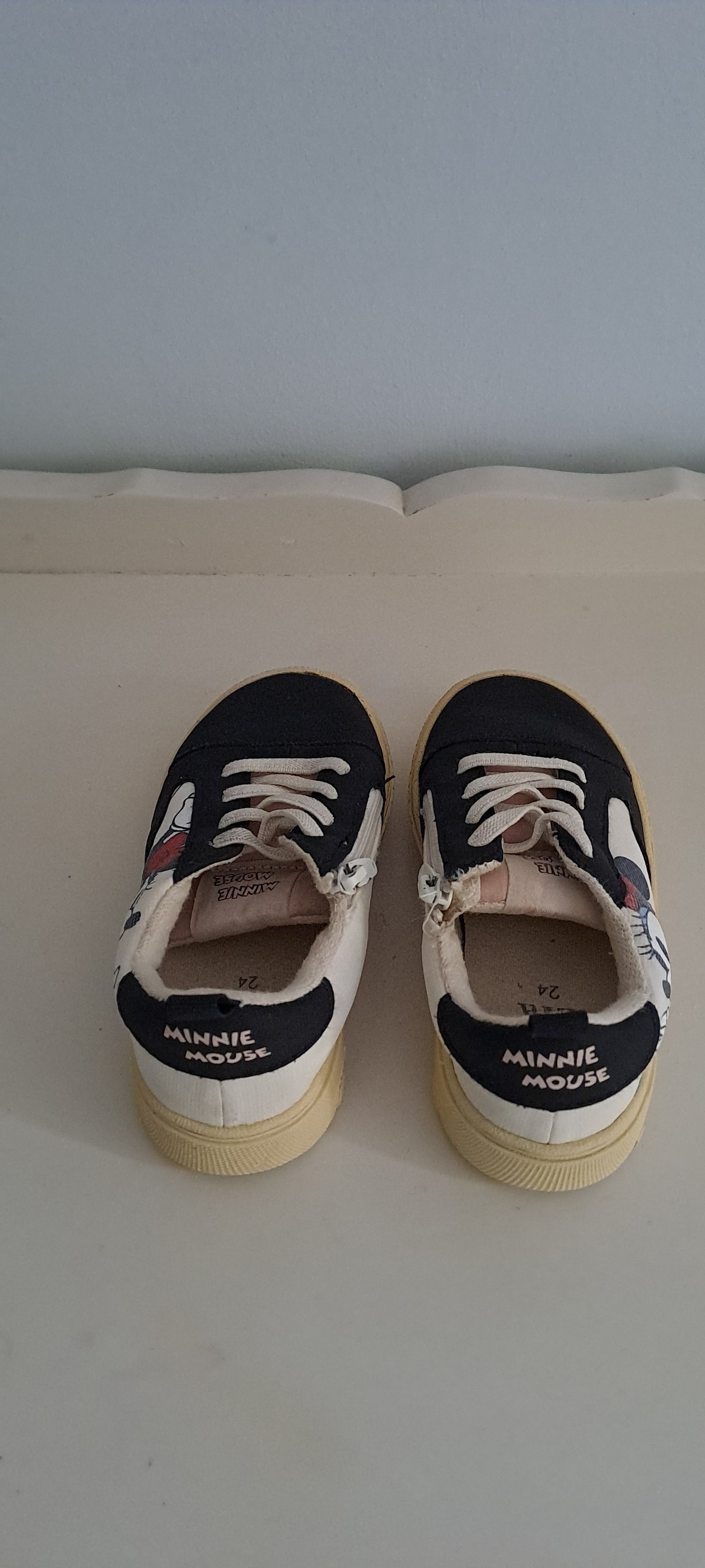 Zara x Disney Minnie Mouse Canvas High-Top Sneakers UK 7 (EU 24)