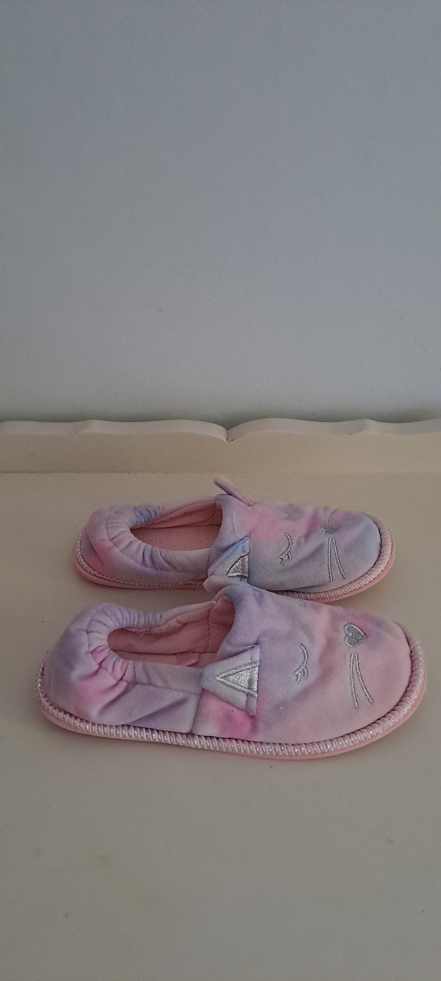 Cat Face Tie-Dye Plush Slippers UK 11