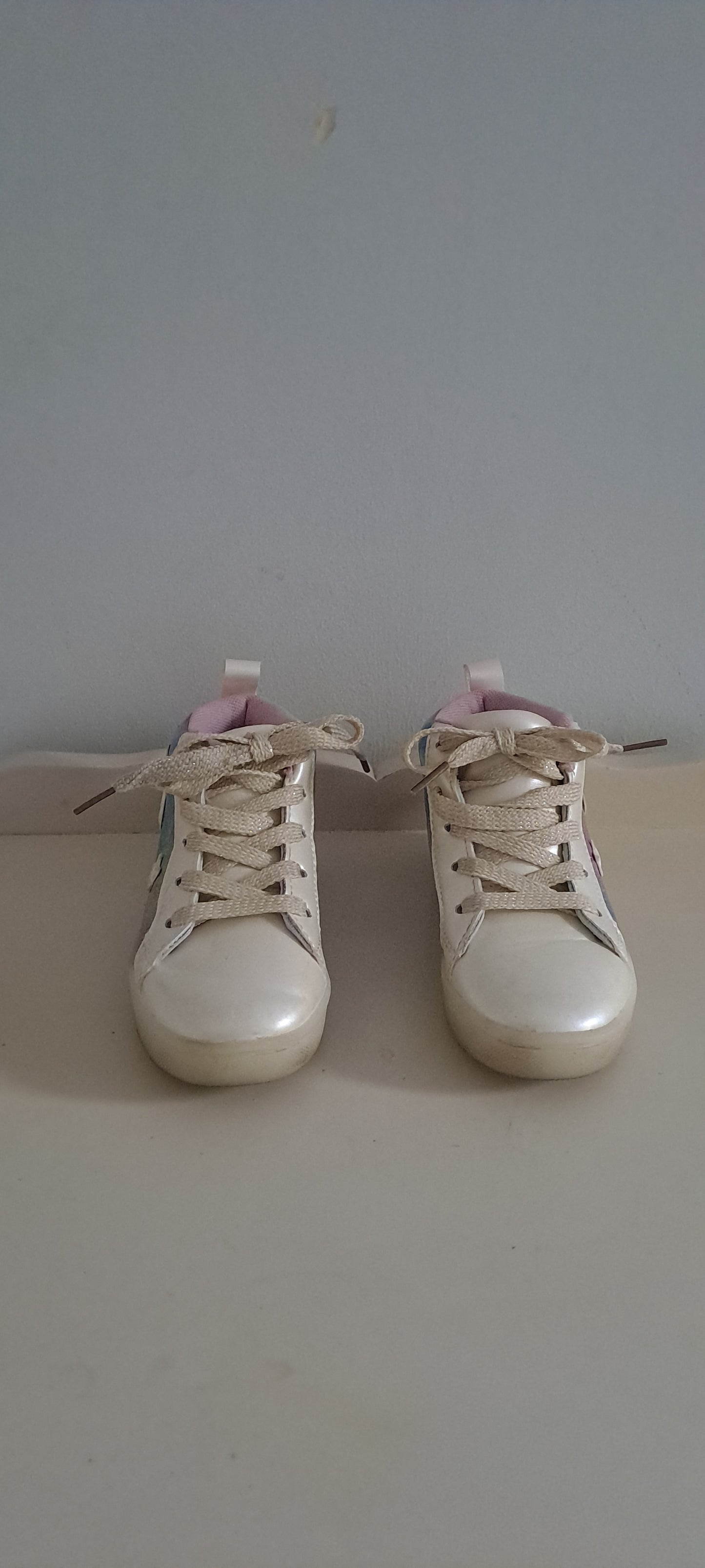 KDS Edgars Unicorn Light-Up High-Top Sneakers UK 8