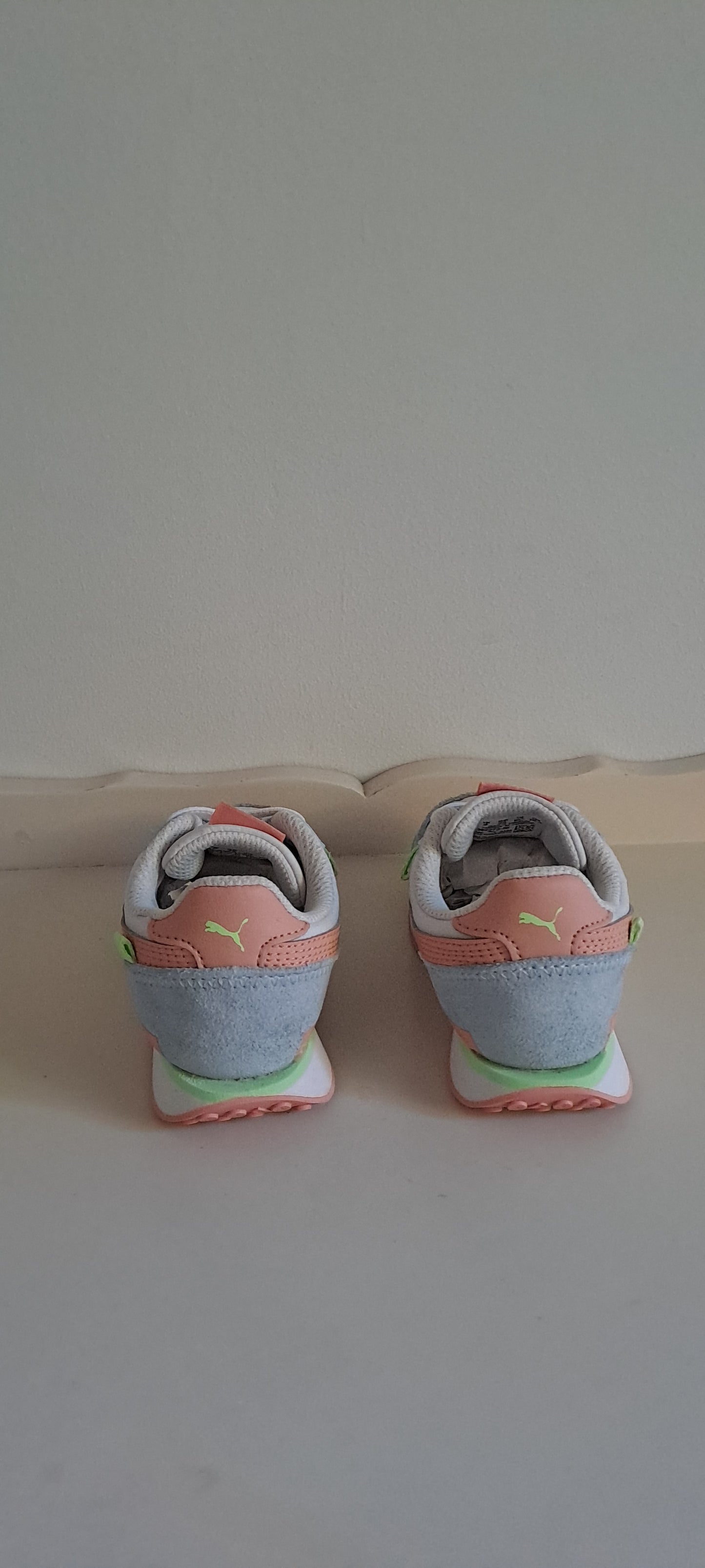 Puma Kids Future Rider Play On Pastel Sneakers Size UK 8 / EUR 25