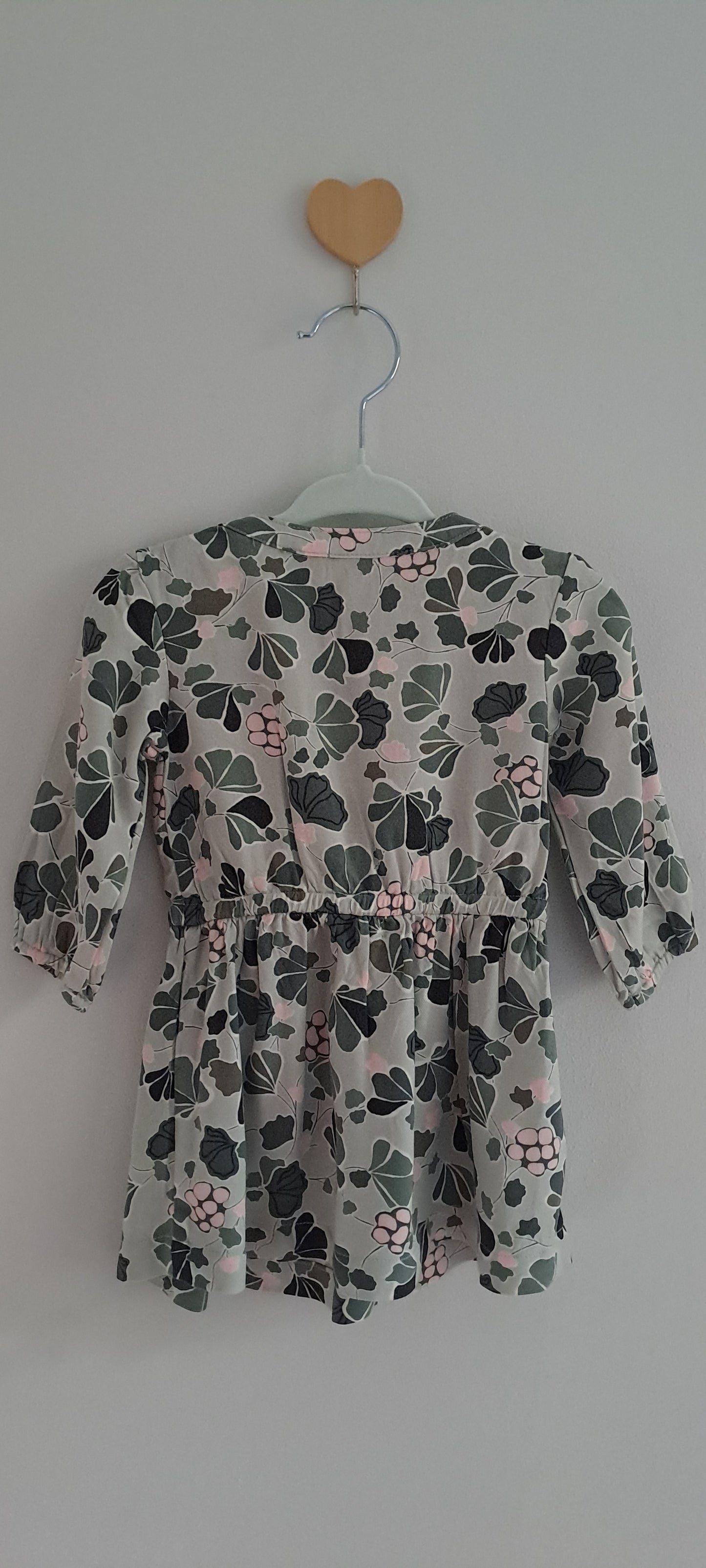 Country Road Baby Girl Leaf & Fruit Print Ruffle Front Dress 3-6 Months