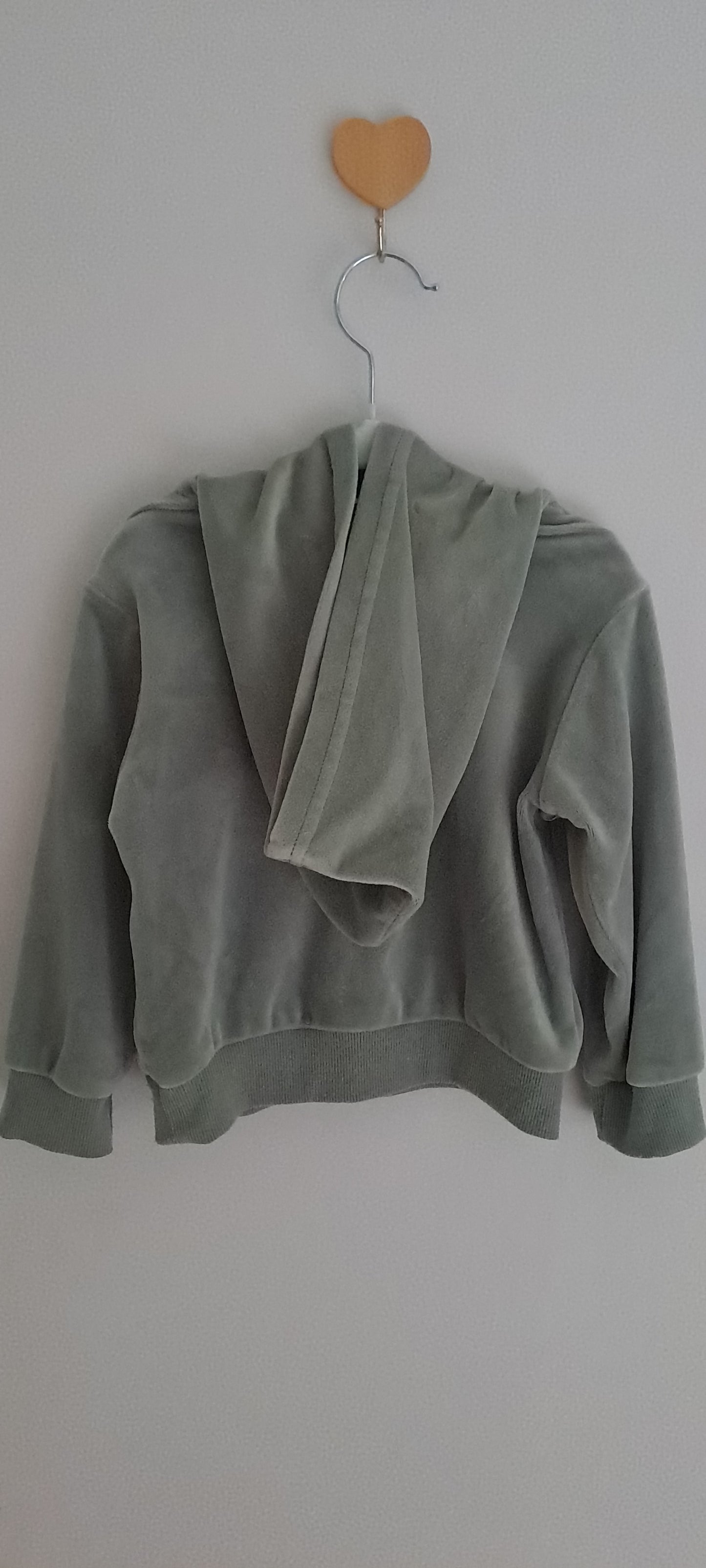 Cuddlesome Baby Velvet Hooded Tracksuit Set – Sage 18-24 Months