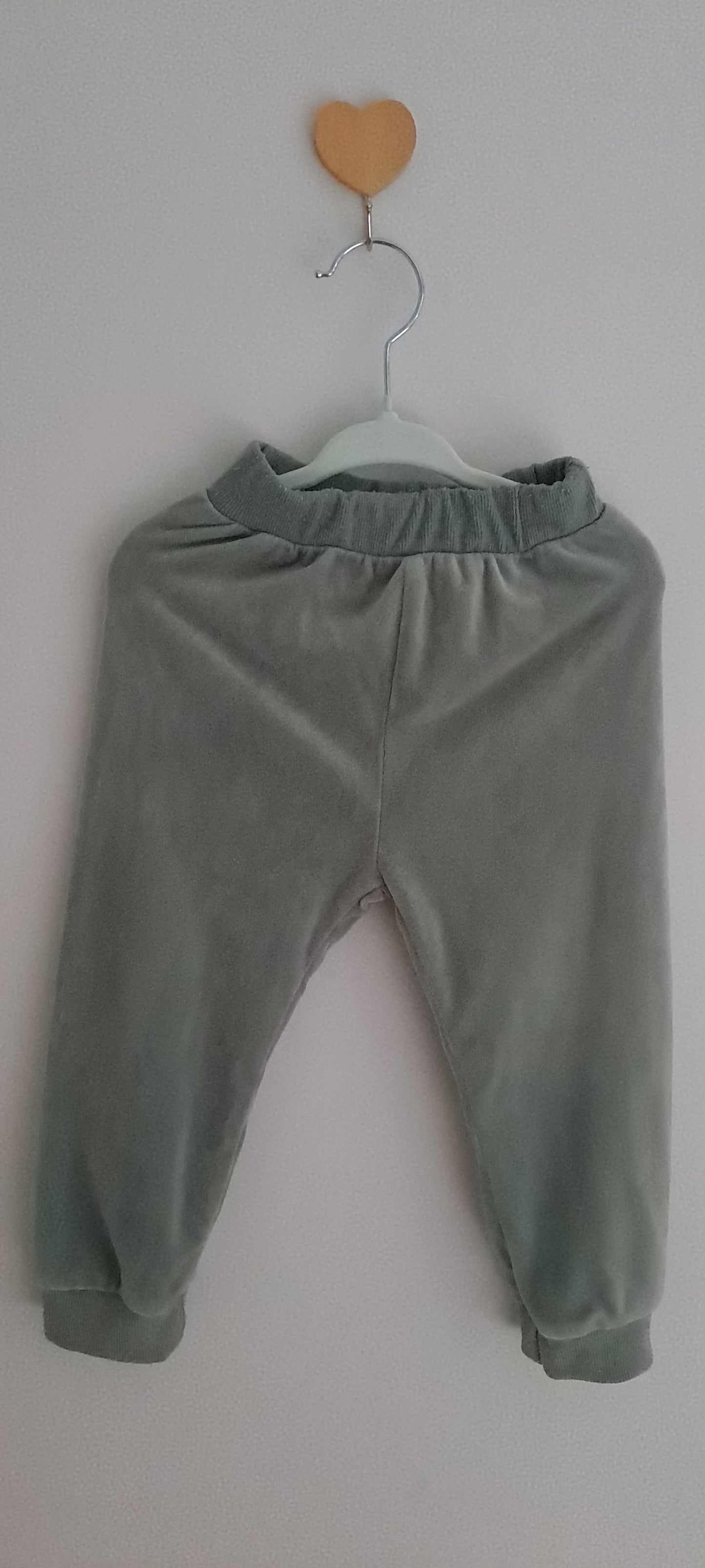 Cuddlesome Baby Velvet Hooded Tracksuit Set – Sage 18-24 Months