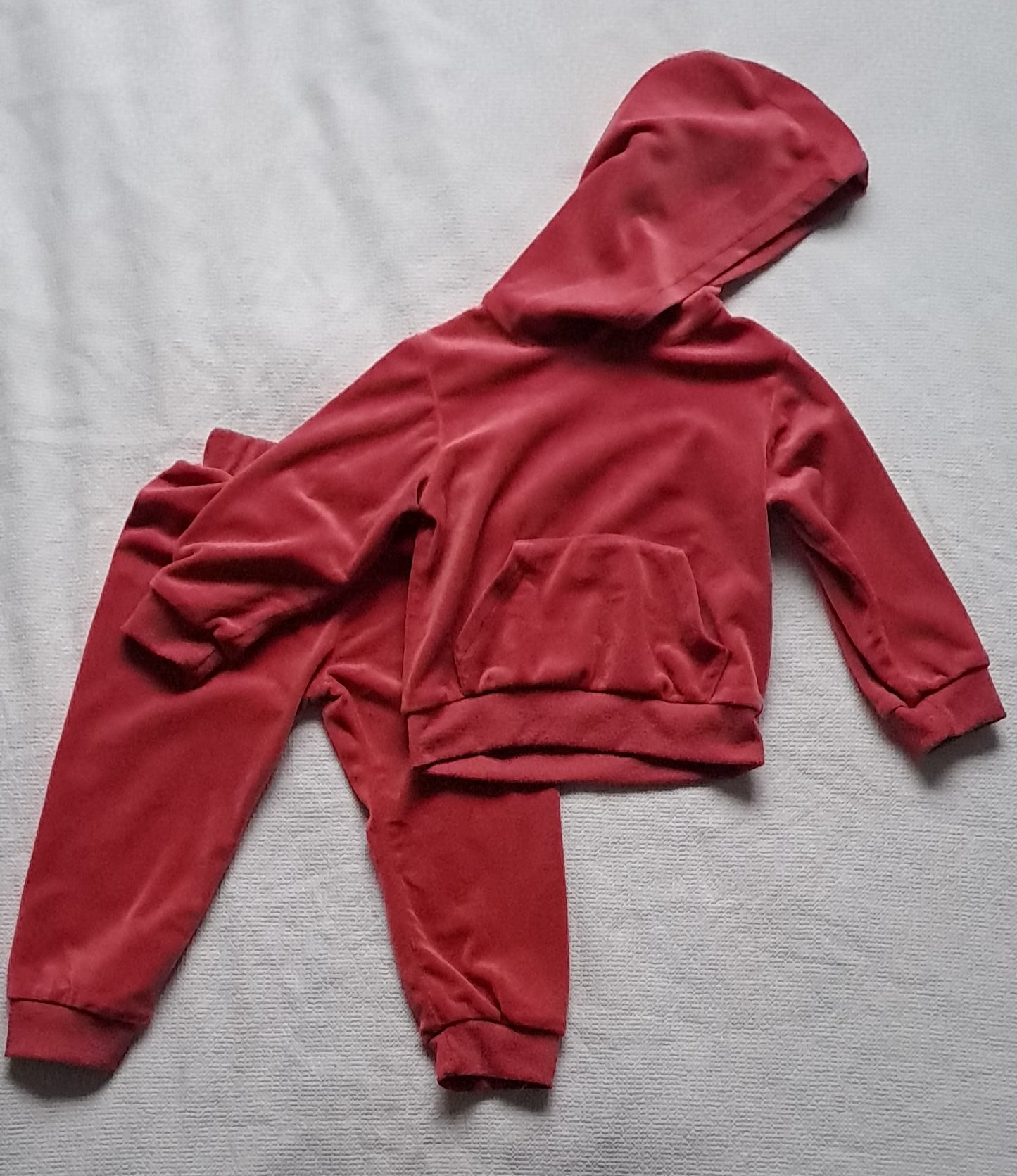 Cuddlesome Baby Velvet Hooded Tracksuit Set – Claret Red 18-24 Months