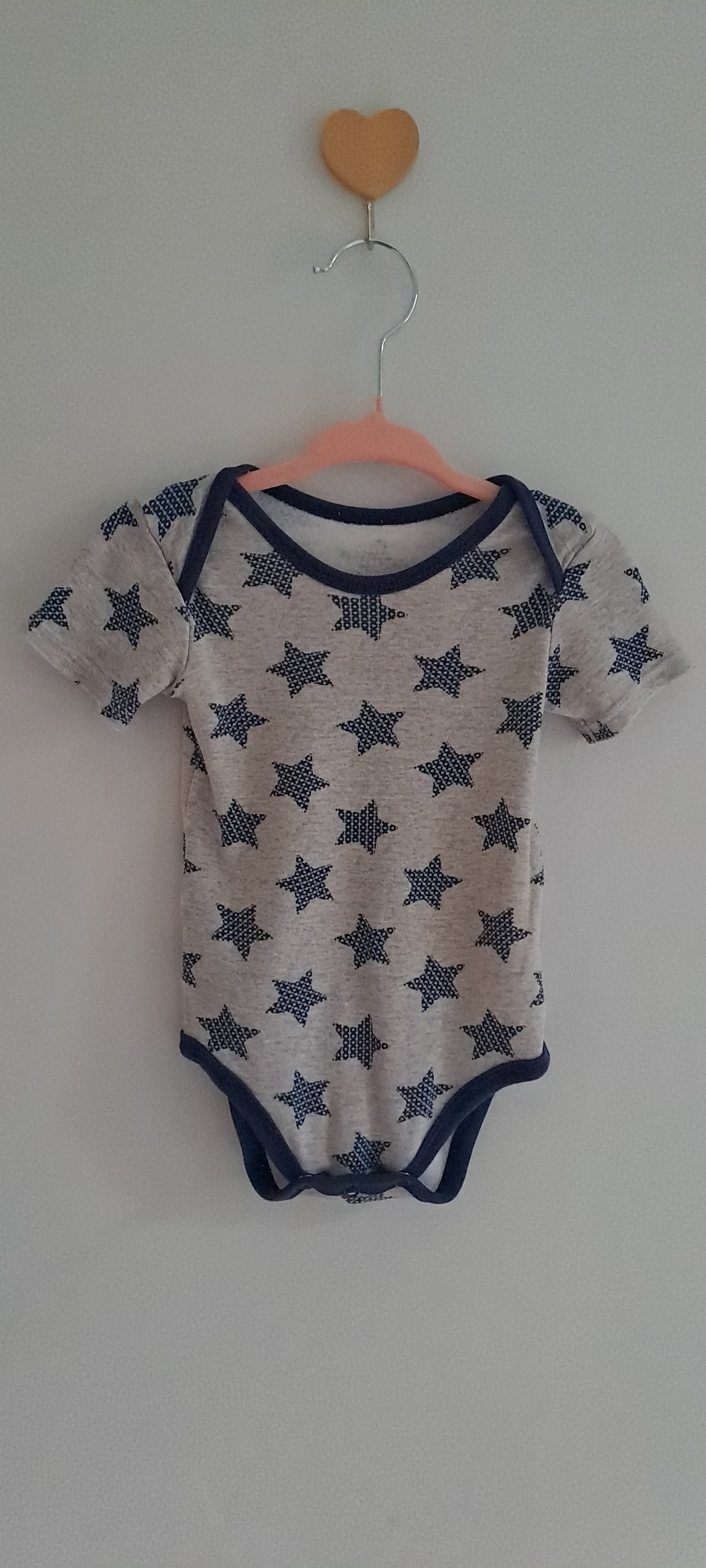 Woolworths Star Print Bodysuit – Grey Marl 3-6 Months