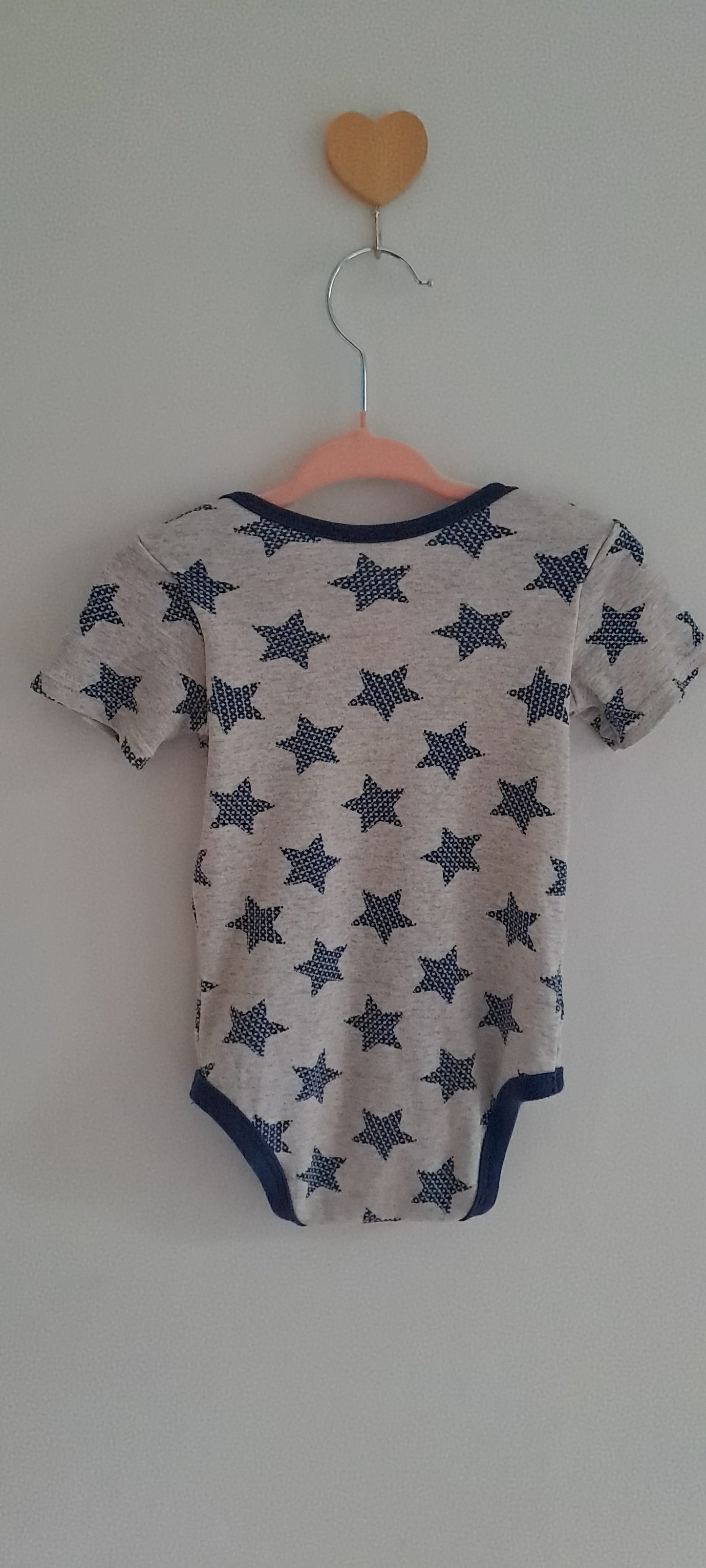 Woolworths Star Print Bodysuit – Grey Marl 3-6 Months