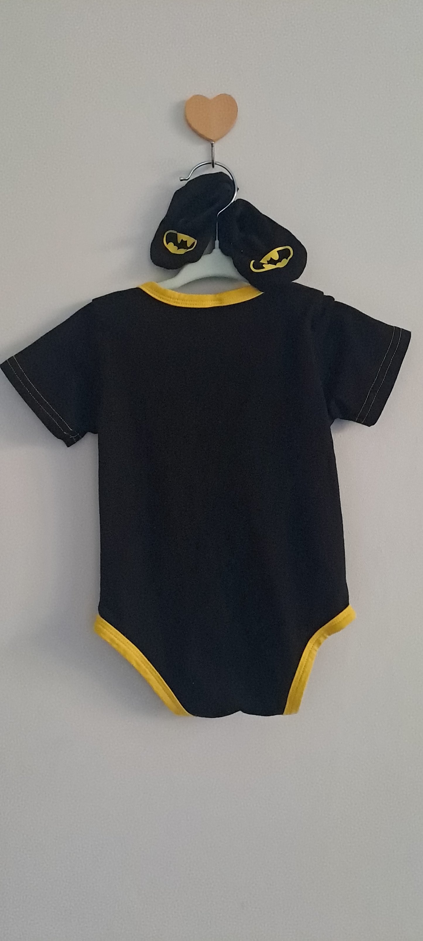 Batman Character Baby Bodysuit and Matching Booties Set 9-12 Months