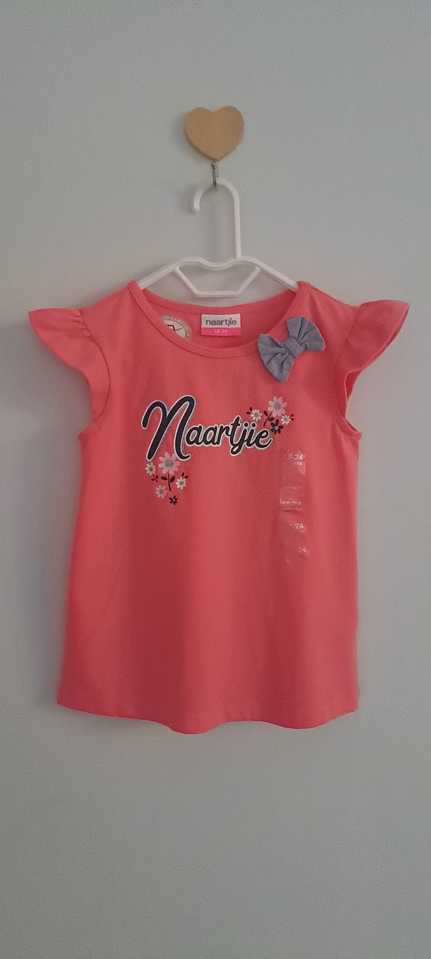 Naartjie Baby Girls Coral Pink Embroidered Floral Logo Top 18-24 Months
