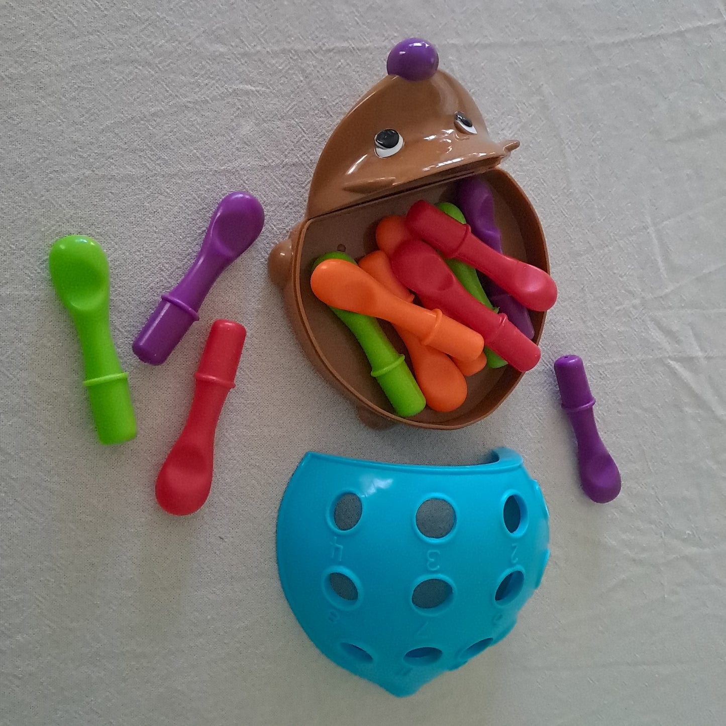 Learning Resources Spike the Fine Motor Hedgehog Toddler Activity Toy 18+ Months