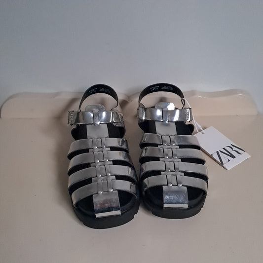 Zara Kids Metallic Silver Fisherman Cage Sandals UK/SA 10 (EU 28) - New with Tags