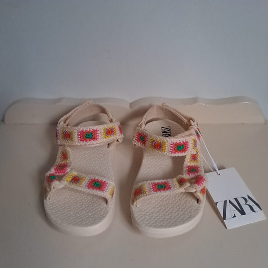 Zara Kids Ecru Double-Strap Crochet Granny Square Sandals UK/SA 10 (EU 28) - New with Tags