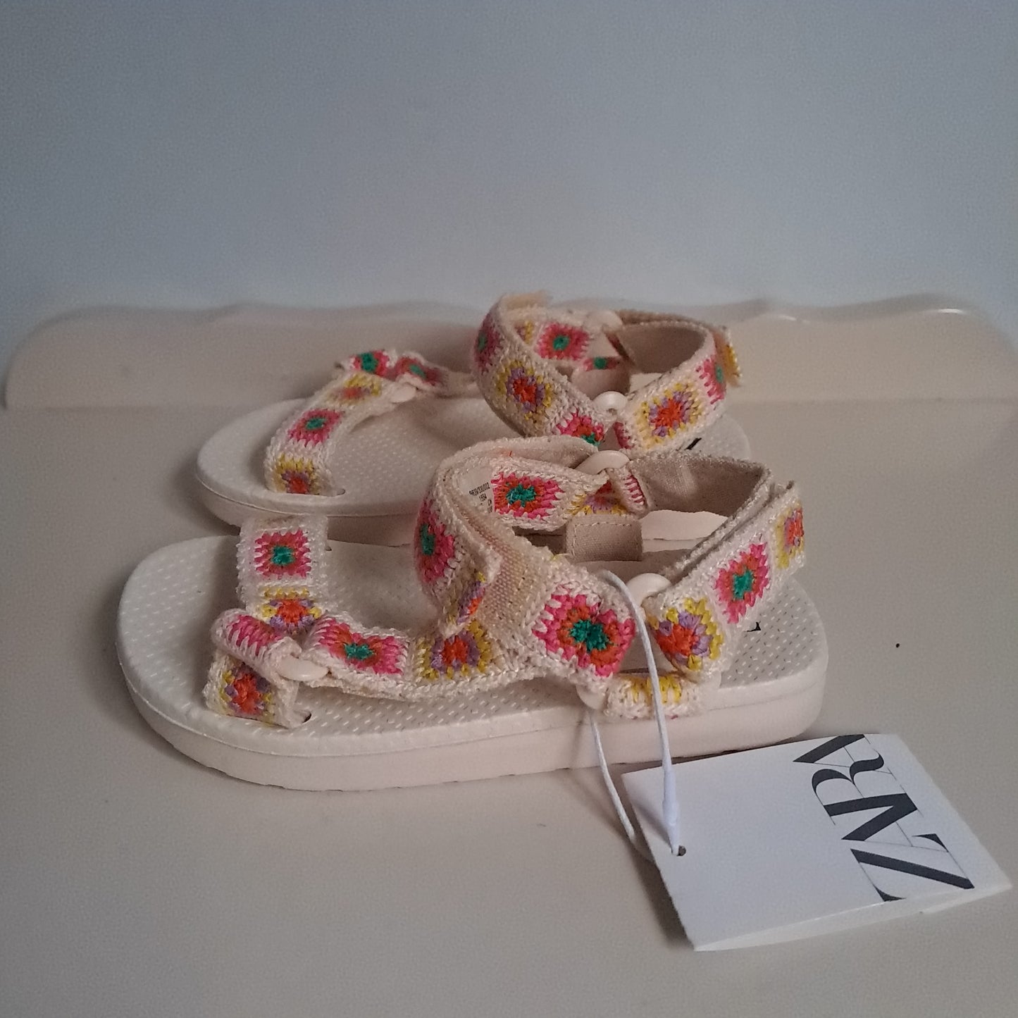Zara Kids Ecru Double-Strap Crochet Granny Square Sandals UK/SA 10 (EU 28) - New with Tags
