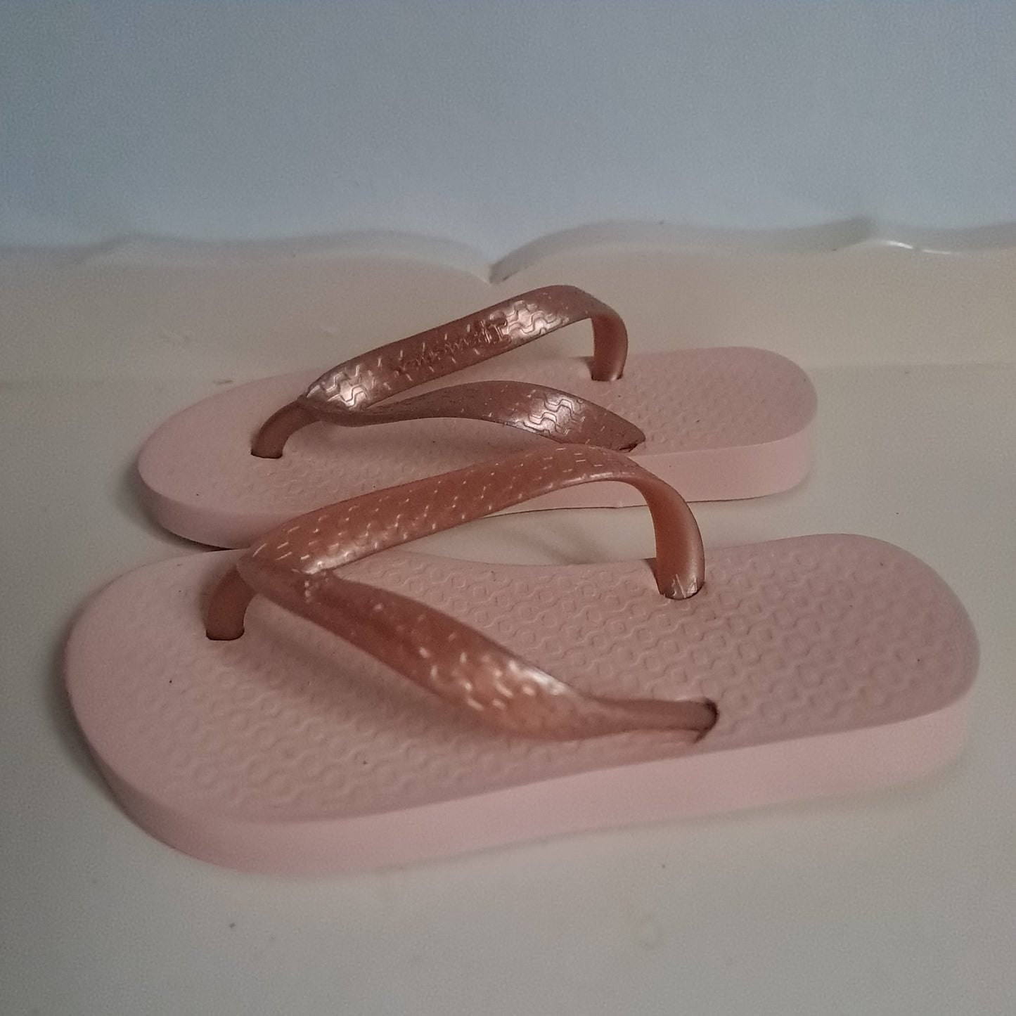 Ipanema Kids Pastel Pink Glitter Slim Flip-Flops EU 25/26 (UK/SA 8-8.5)