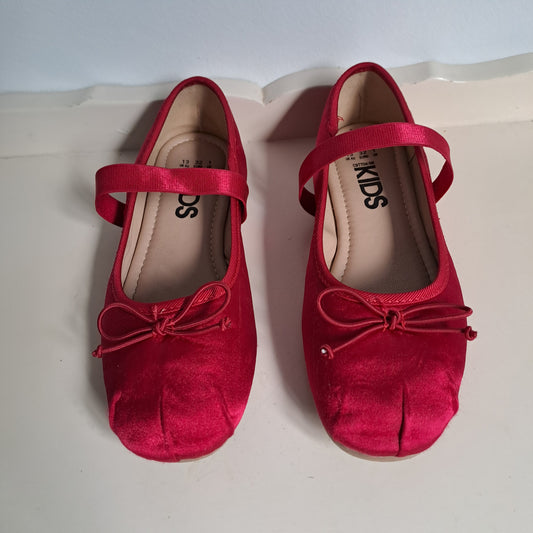 Cotton On Kids Deep Red Satin Olivia Ballet Mary Jane Flats UK/SA 13 (EU 32)