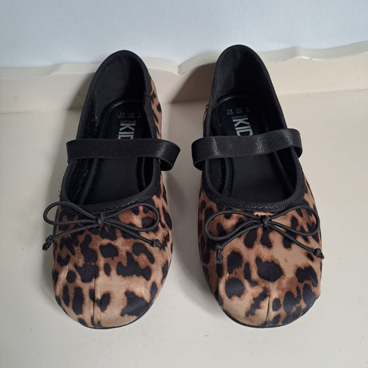 Cotton On Kids Leopard Print Satin Olivia Ballet Mary Jane Flats UK/SA 13 (EU 32)