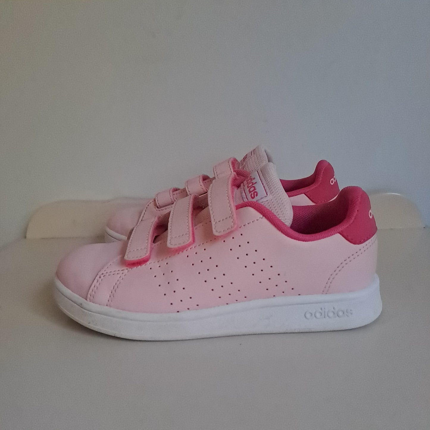 Adidas Kids Advantage Court Triple Velcro Pink Sneakers UK 12 (EU 31)
