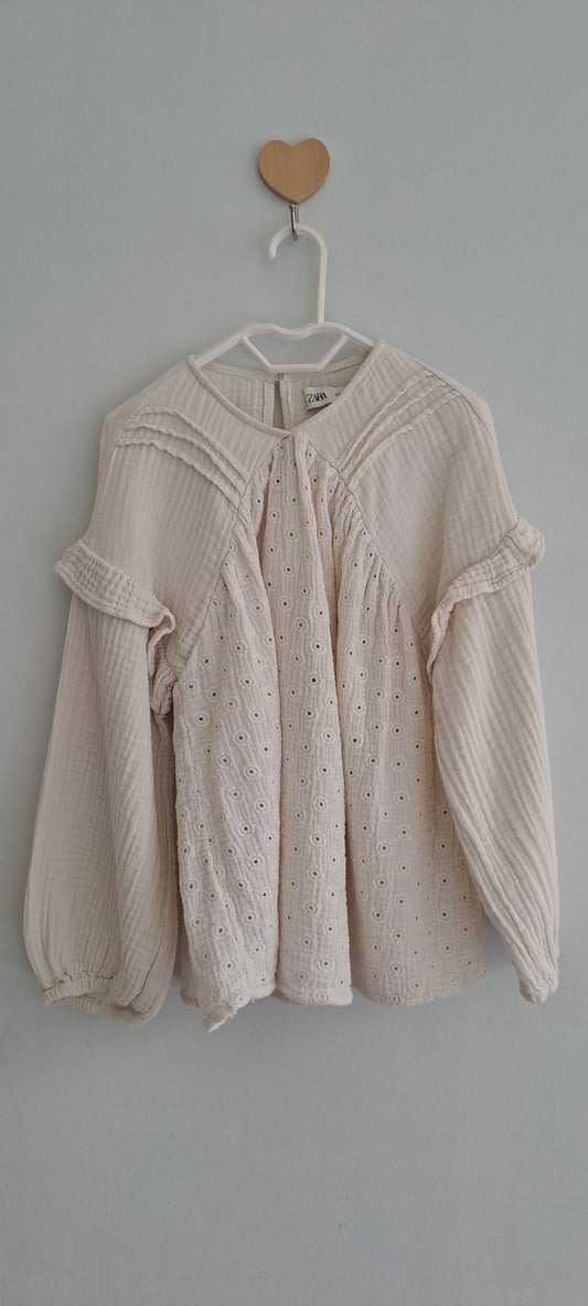 Zara Kids Girls Broderie Anglaise Cheesecloth Blouse Cream 4-5 Years