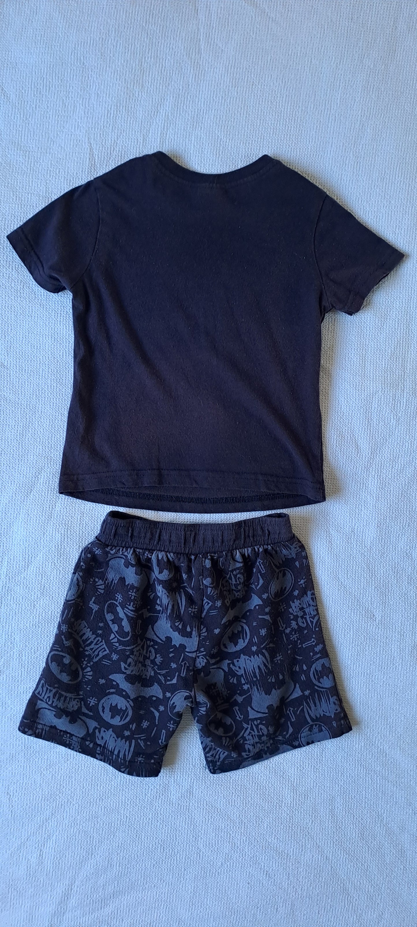 DC Comics Batman 2-Piece Summer Shorts & T-Shirt Set 3-4 Years
