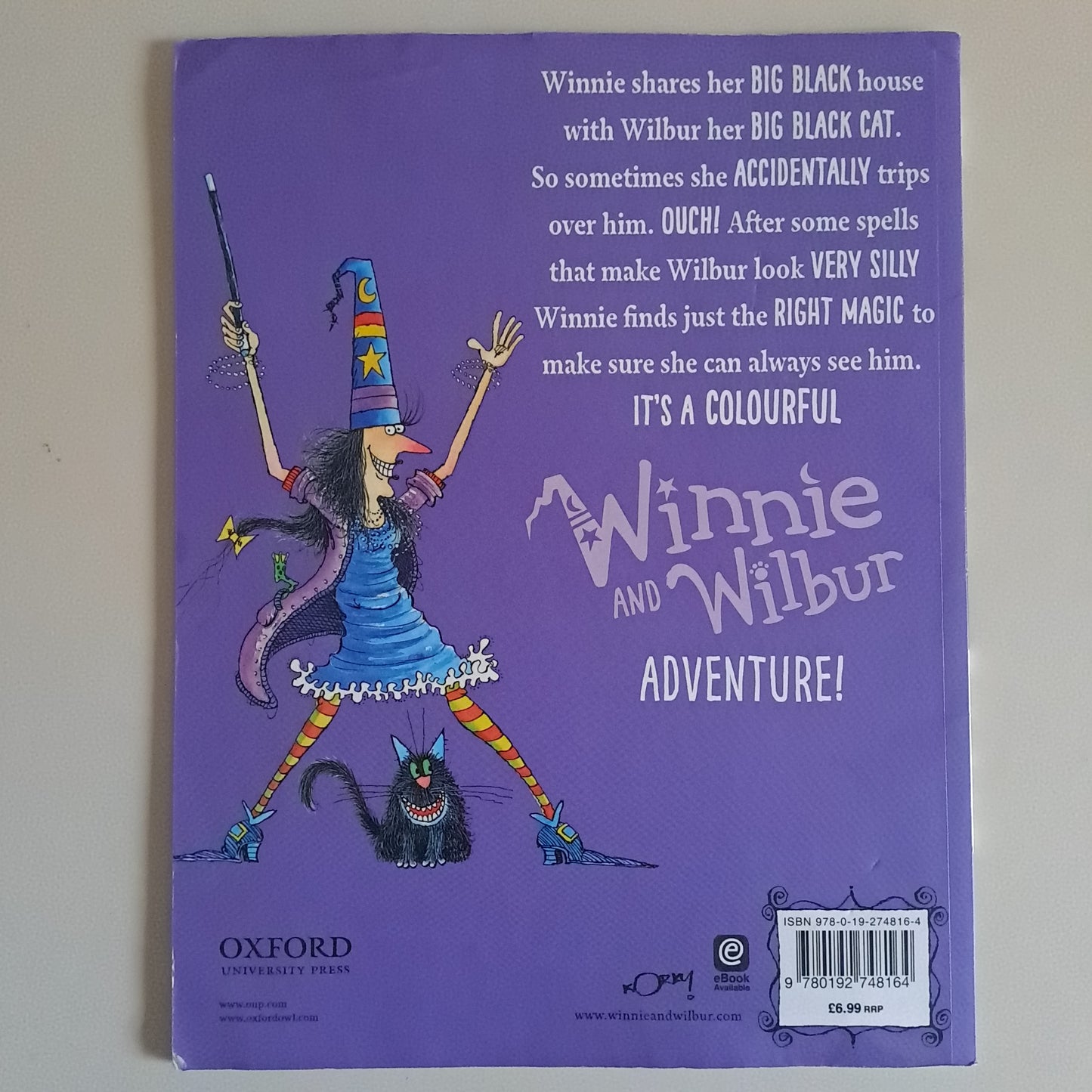 Winnie and Wilbur: Winnie the Witch – Valerie Thomas & Korky Paul (Paperback)