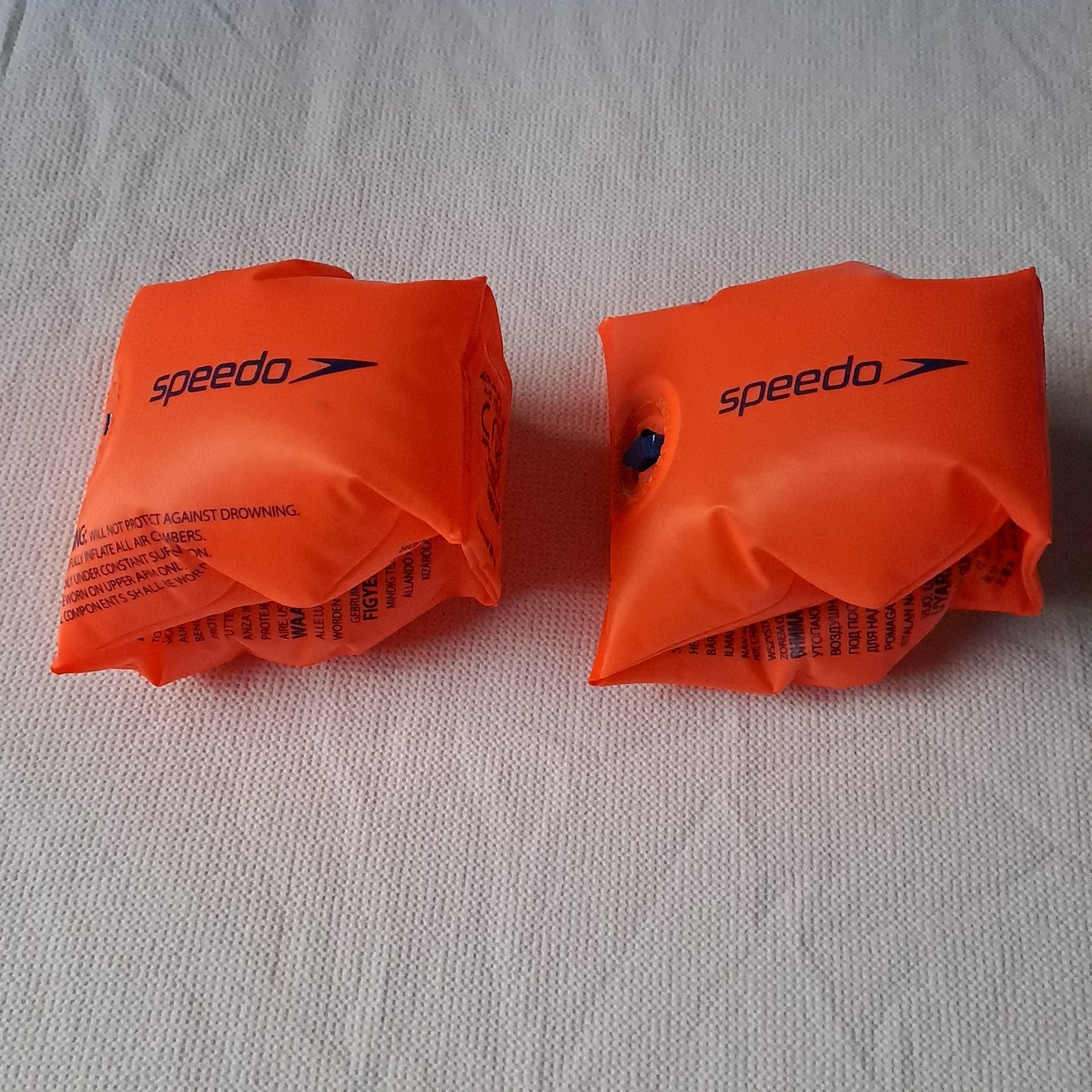 Speedo Neon Orange Inflatable Swimming Armbands (Floaties) 2-6 Years