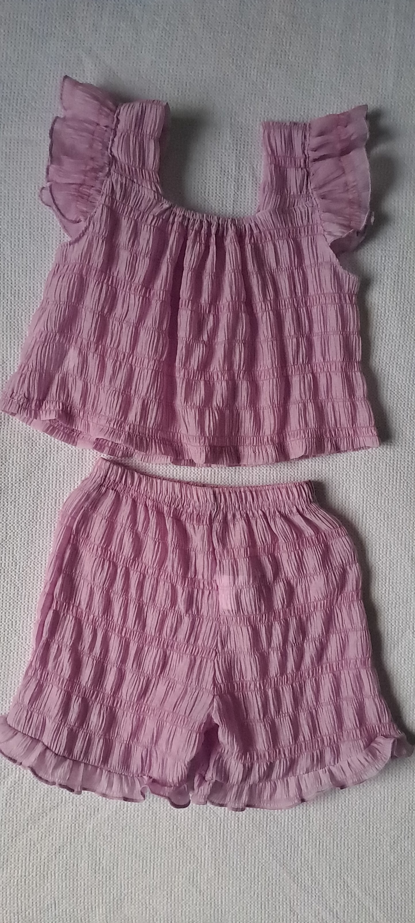 Toddler Girls 2-Piece Smocked Plissé Ruffle Top and Shorts Set 2-3 Years