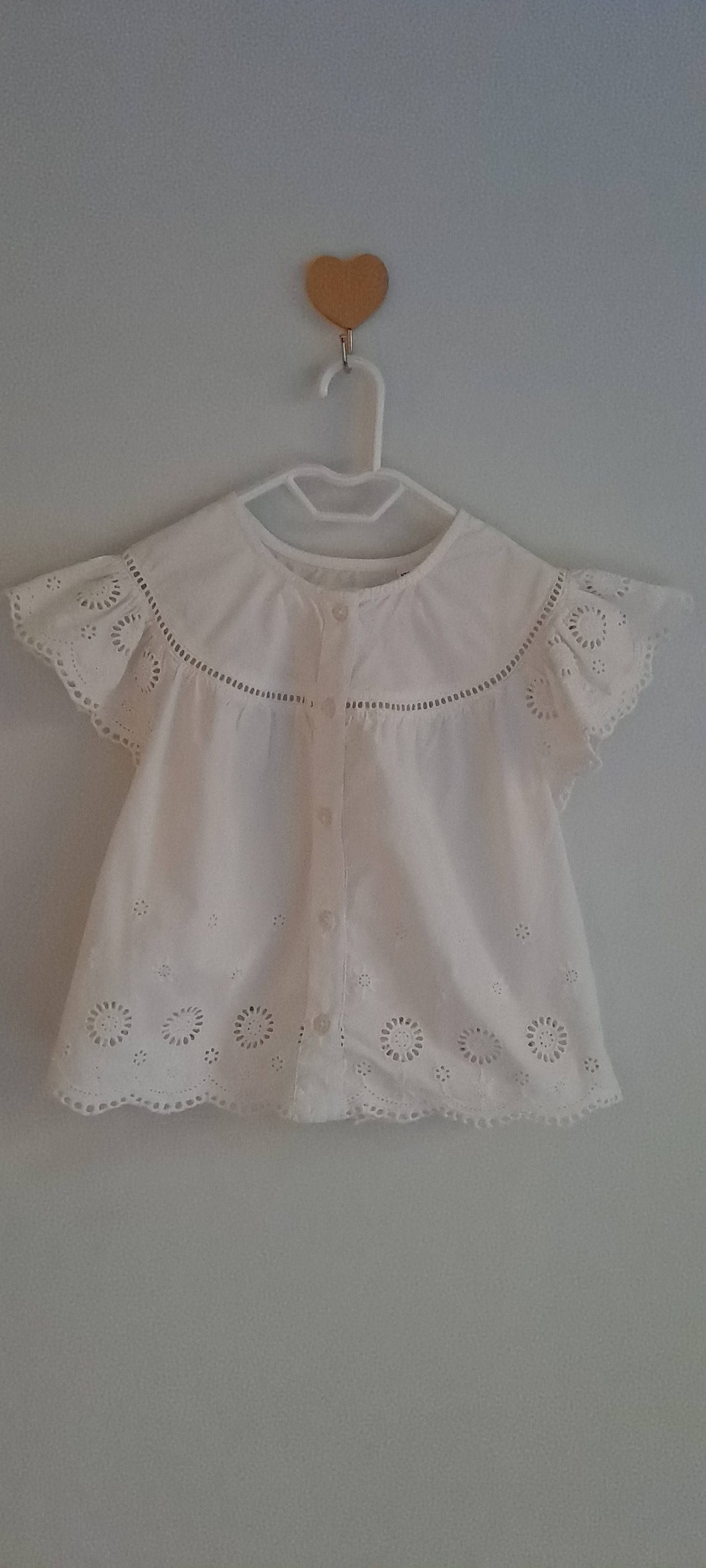 Zara Kids Girls White Broderie Anglaise Flutter Sleeve Blouse 2-3 Years